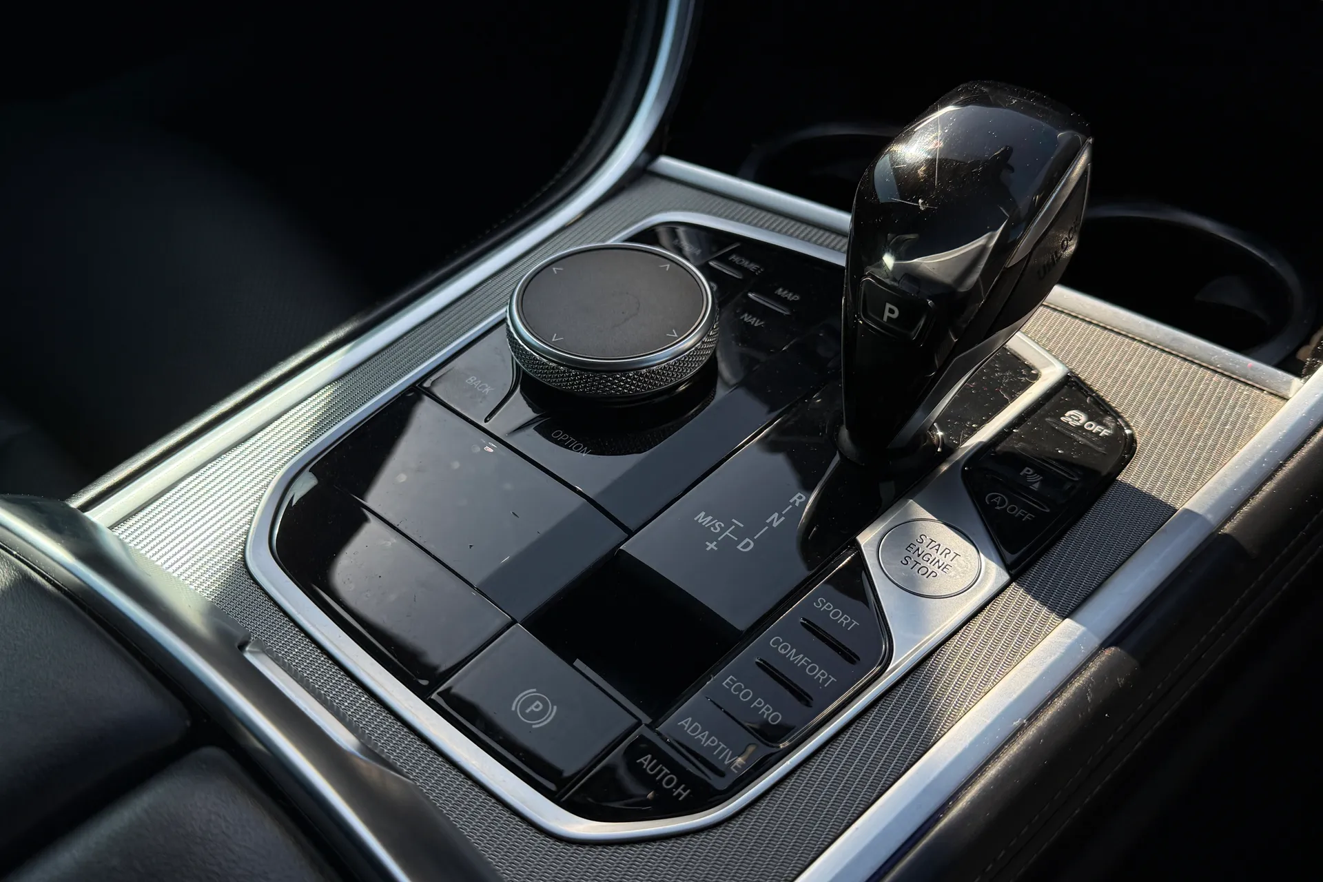 BMW 8 Series Gran Coupe thumbnail image number 22