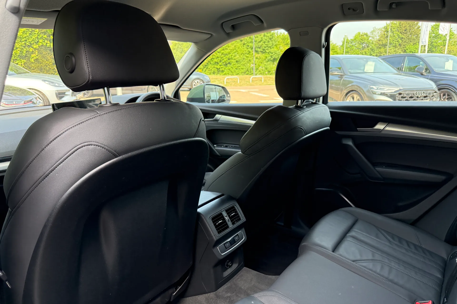 Audi Q5 thumbnail image number 50