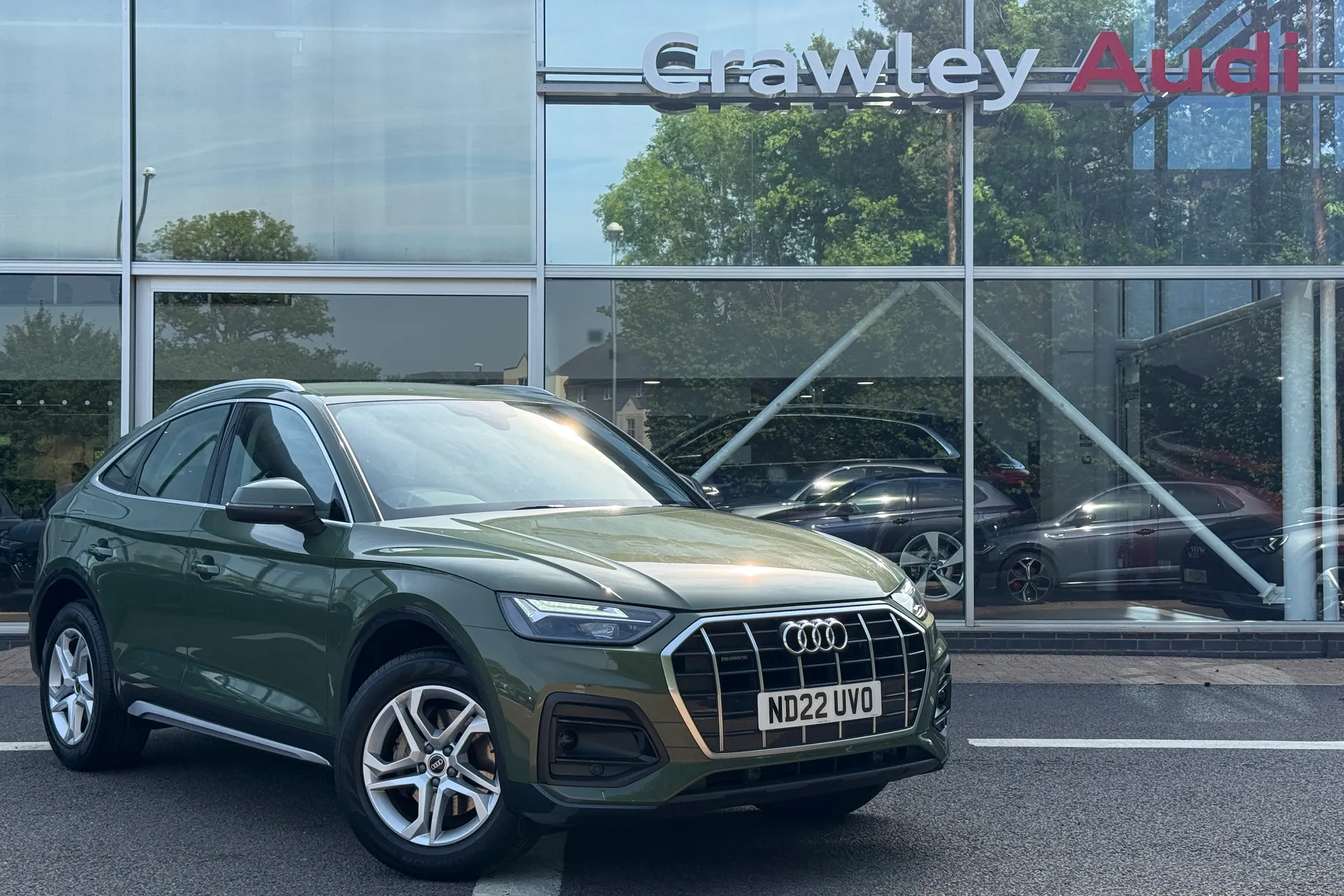 Audi Q5 focused image