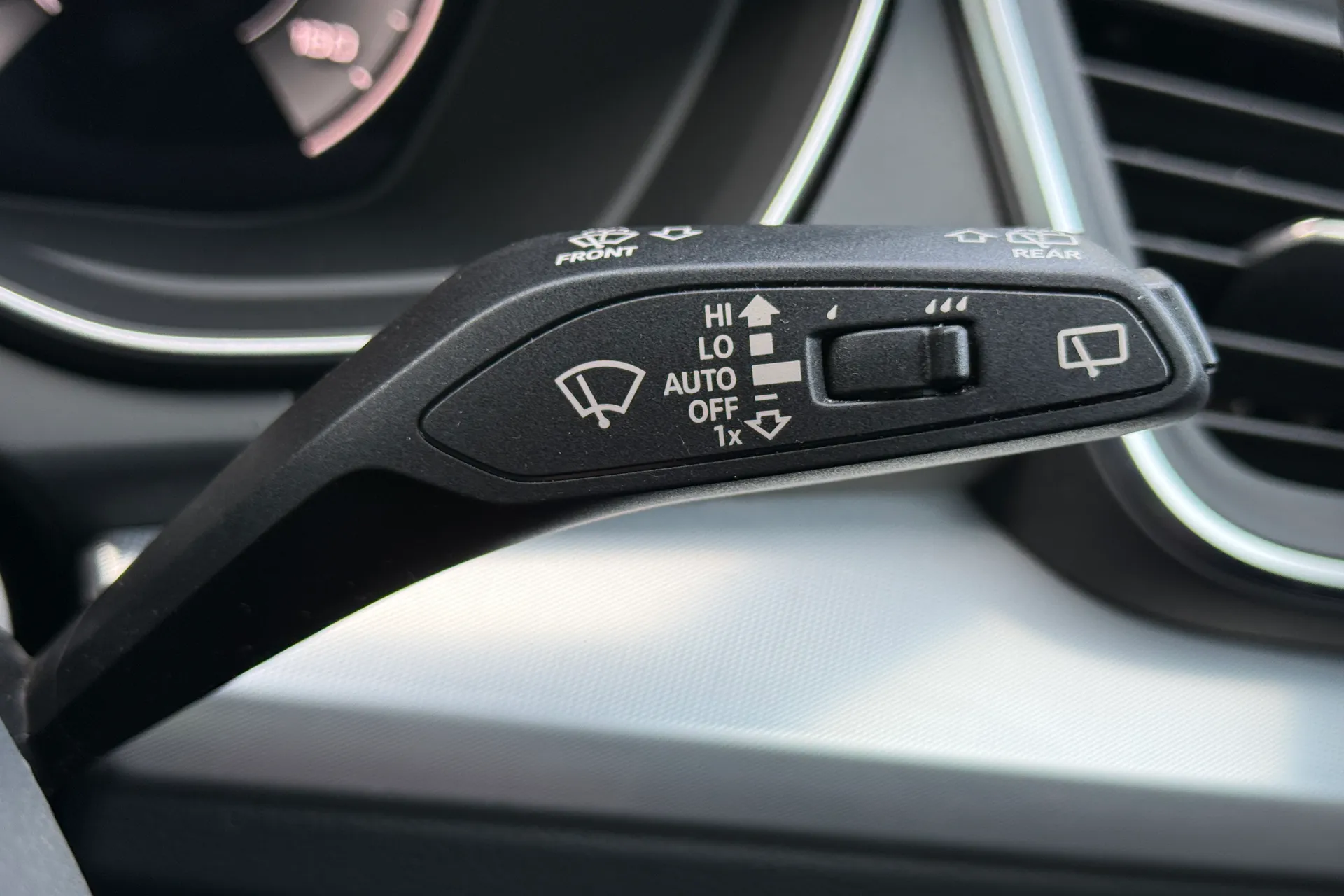 Audi Q5 thumbnail image number 18