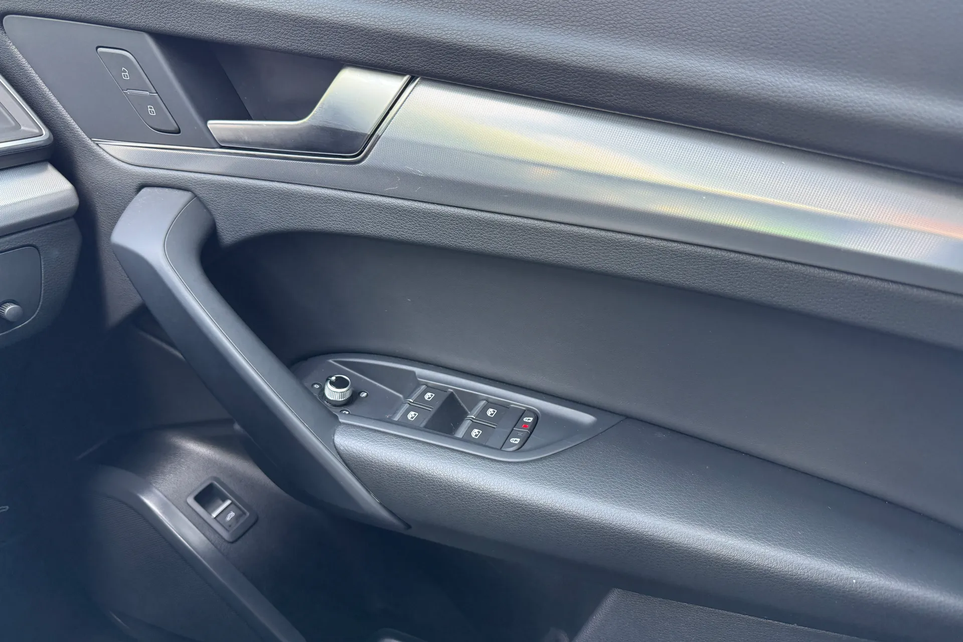 Audi Q5 thumbnail image number 22