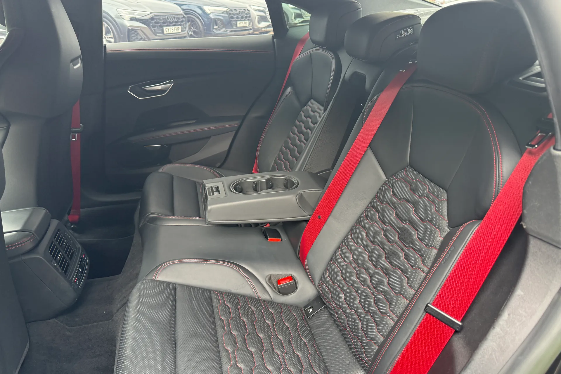 Audi RS e-tron GT thumbnail image number 49