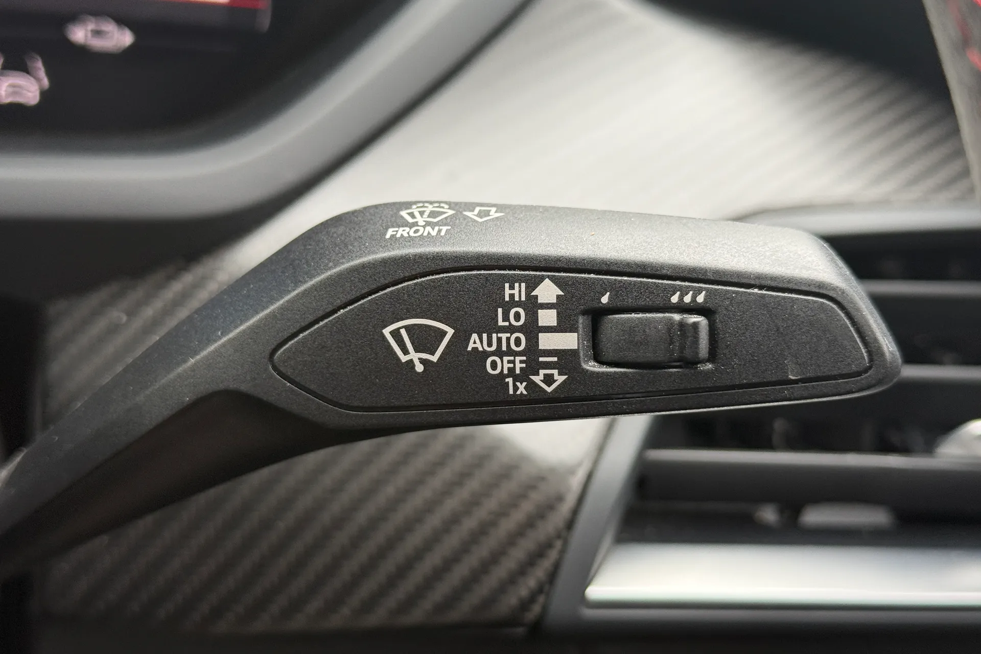 Audi RS e-tron GT thumbnail image number 19