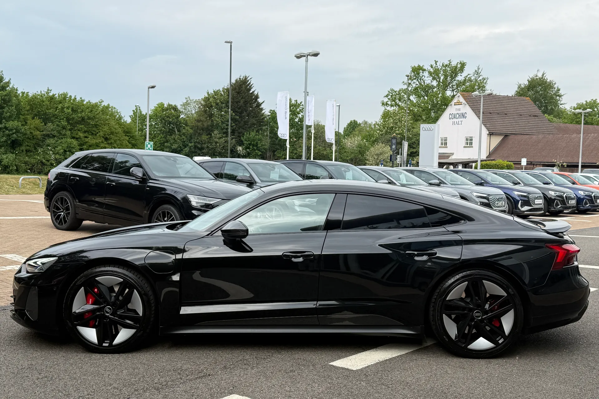 Audi RS e-tron GT thumbnail image number 47