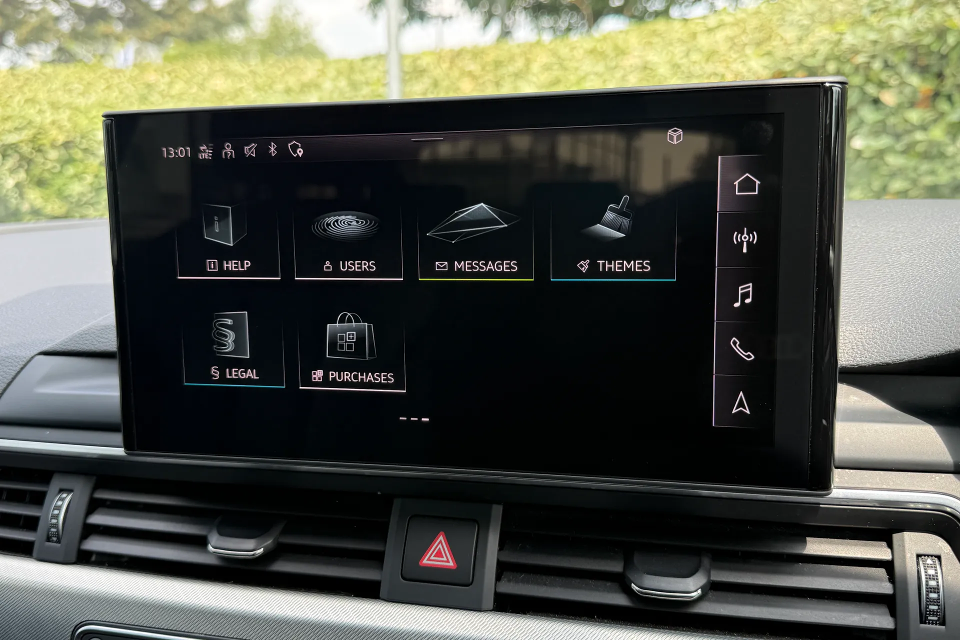 Audi A4 thumbnail image number 33