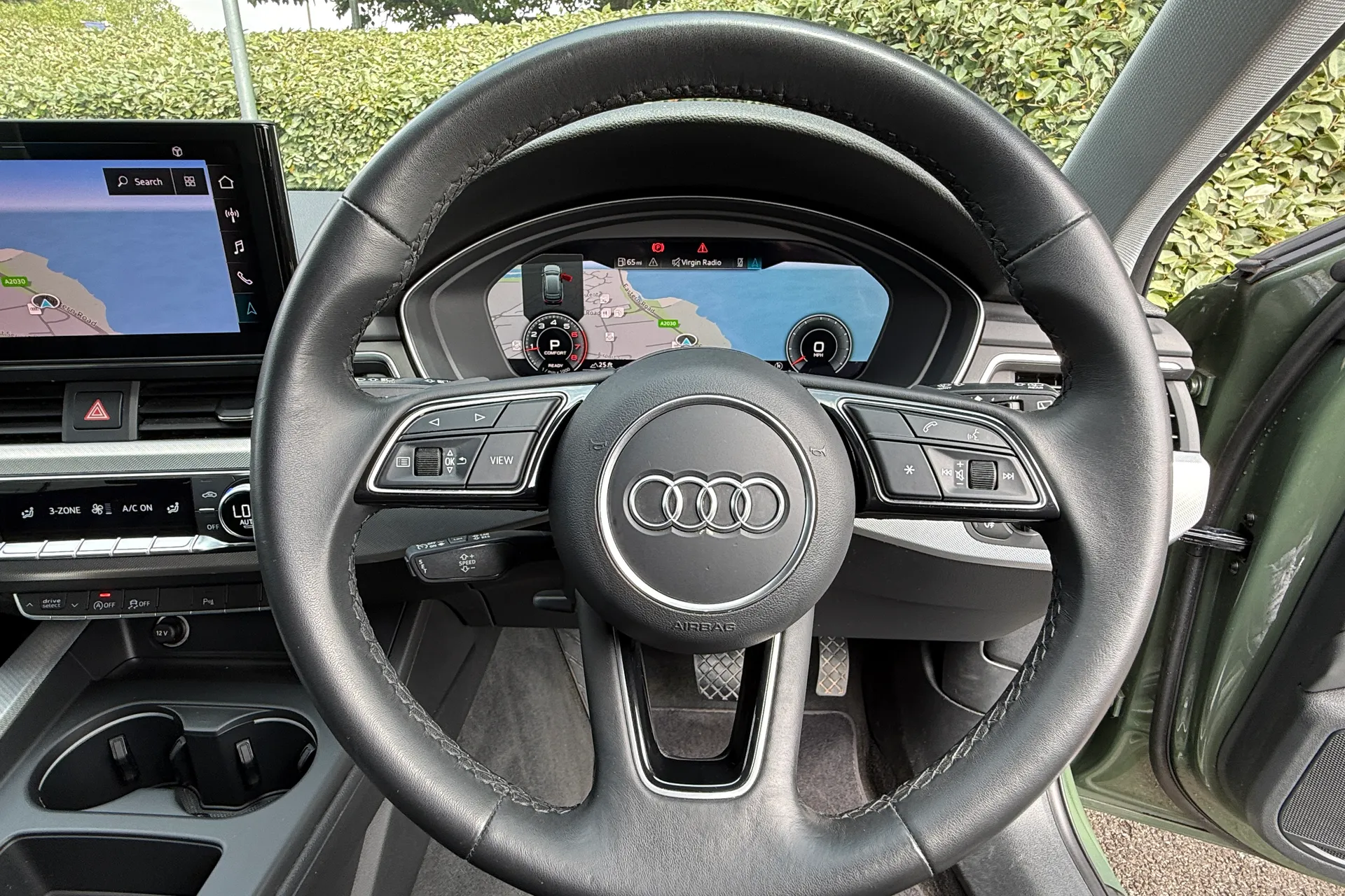 Audi A4 thumbnail image number 20