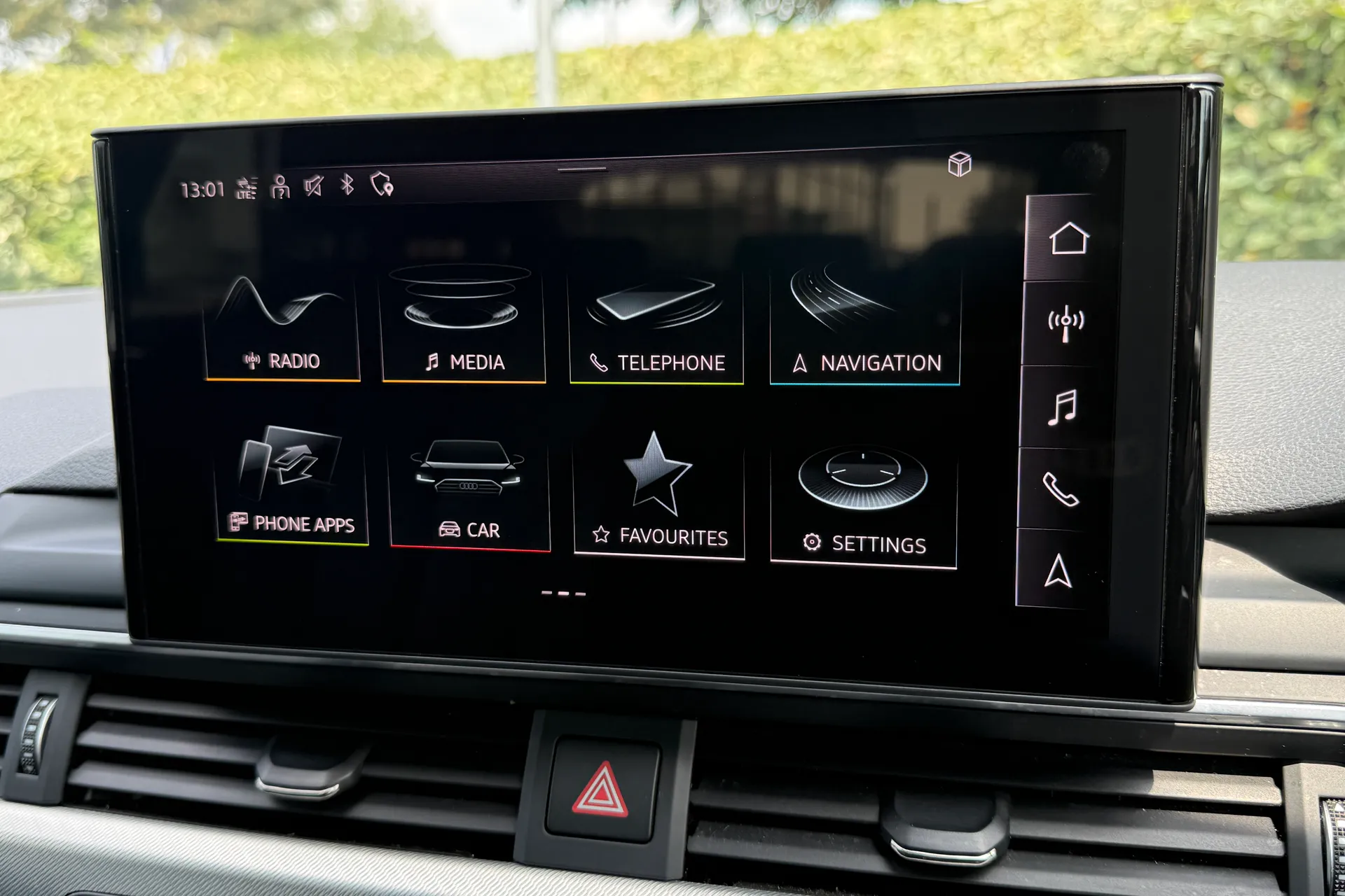 Audi A4 thumbnail image number 29