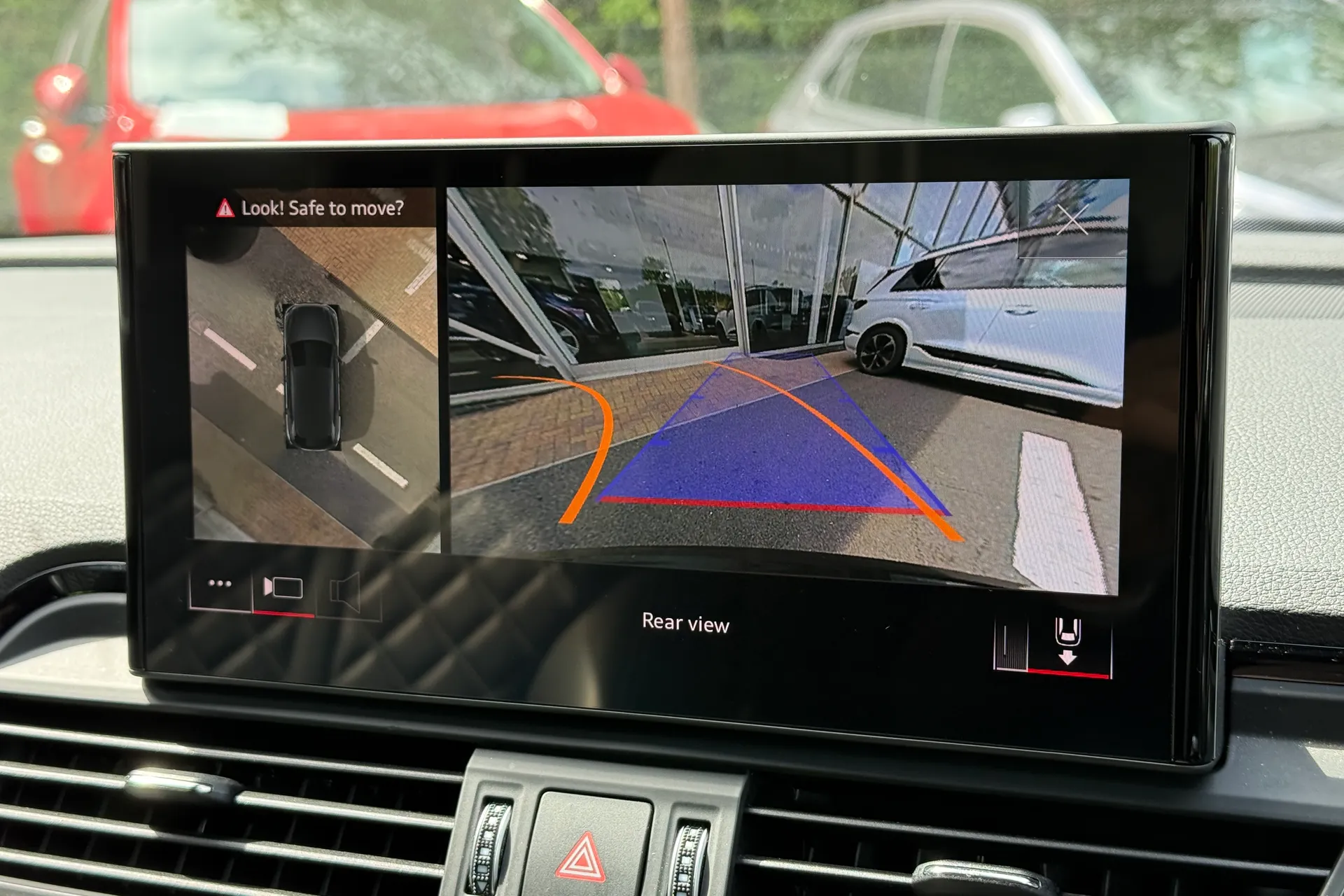 Audi Q5 thumbnail image number 4