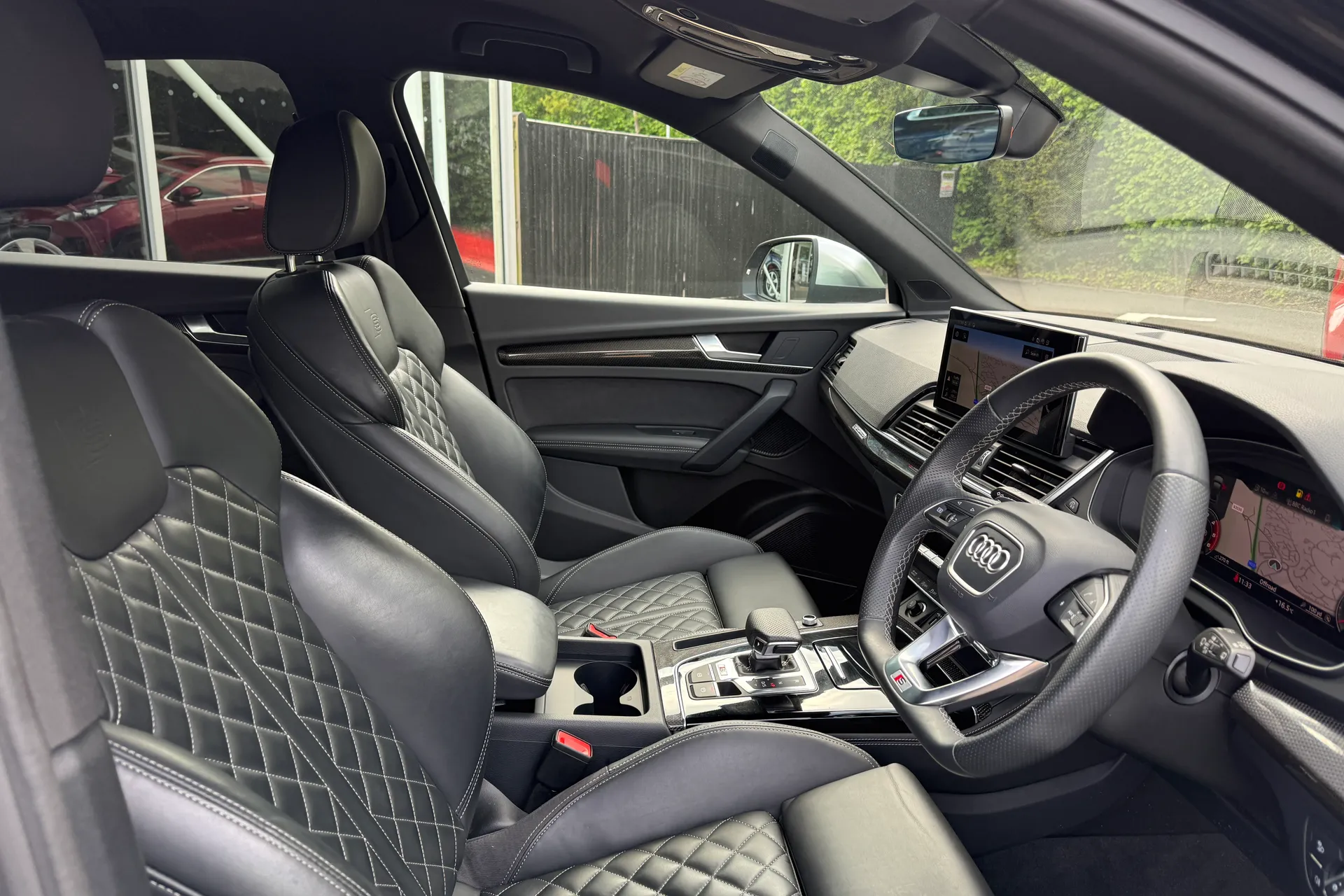 Audi Q5 thumbnail image number 31