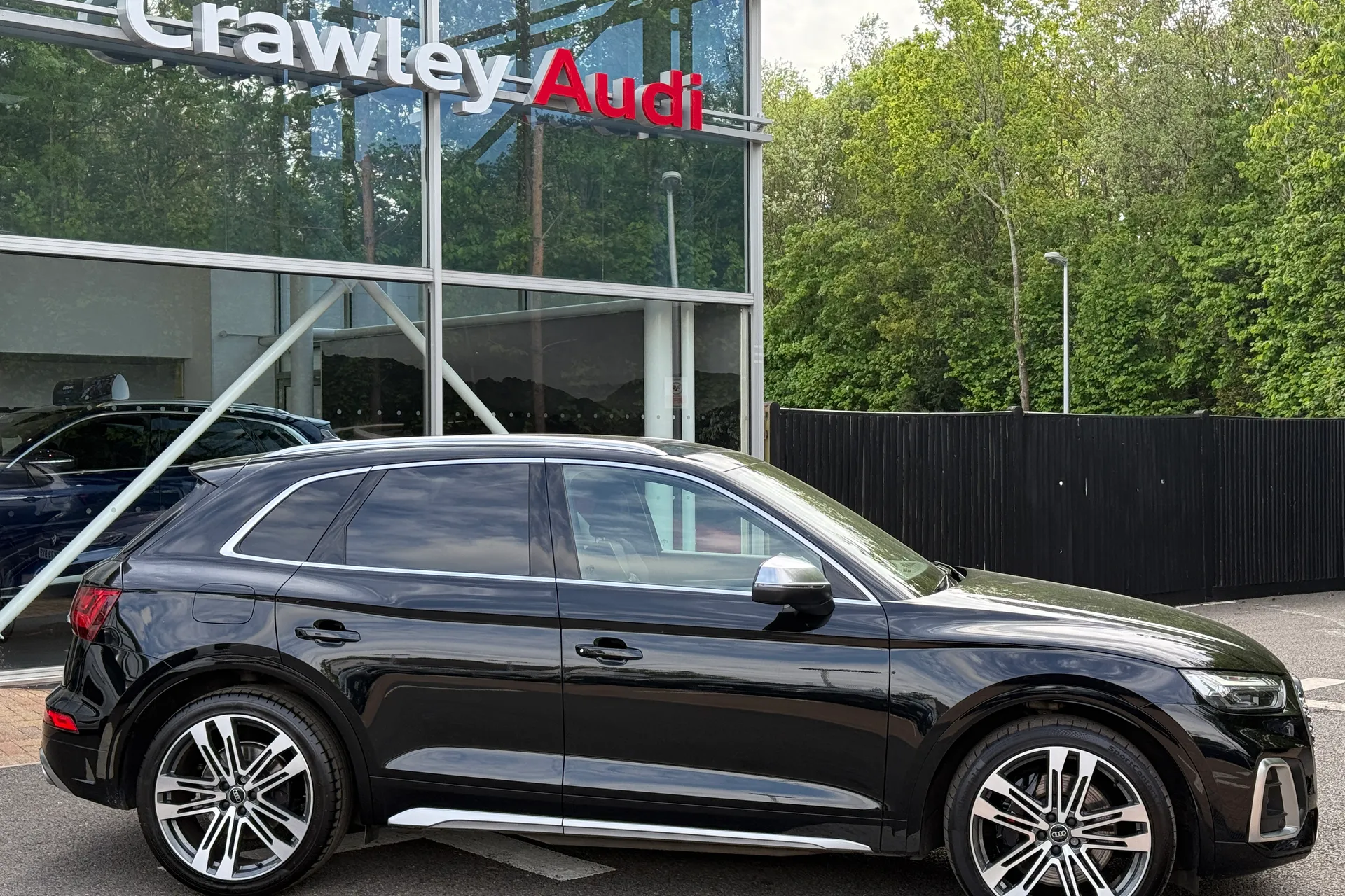 Audi Q5 thumbnail image number 2