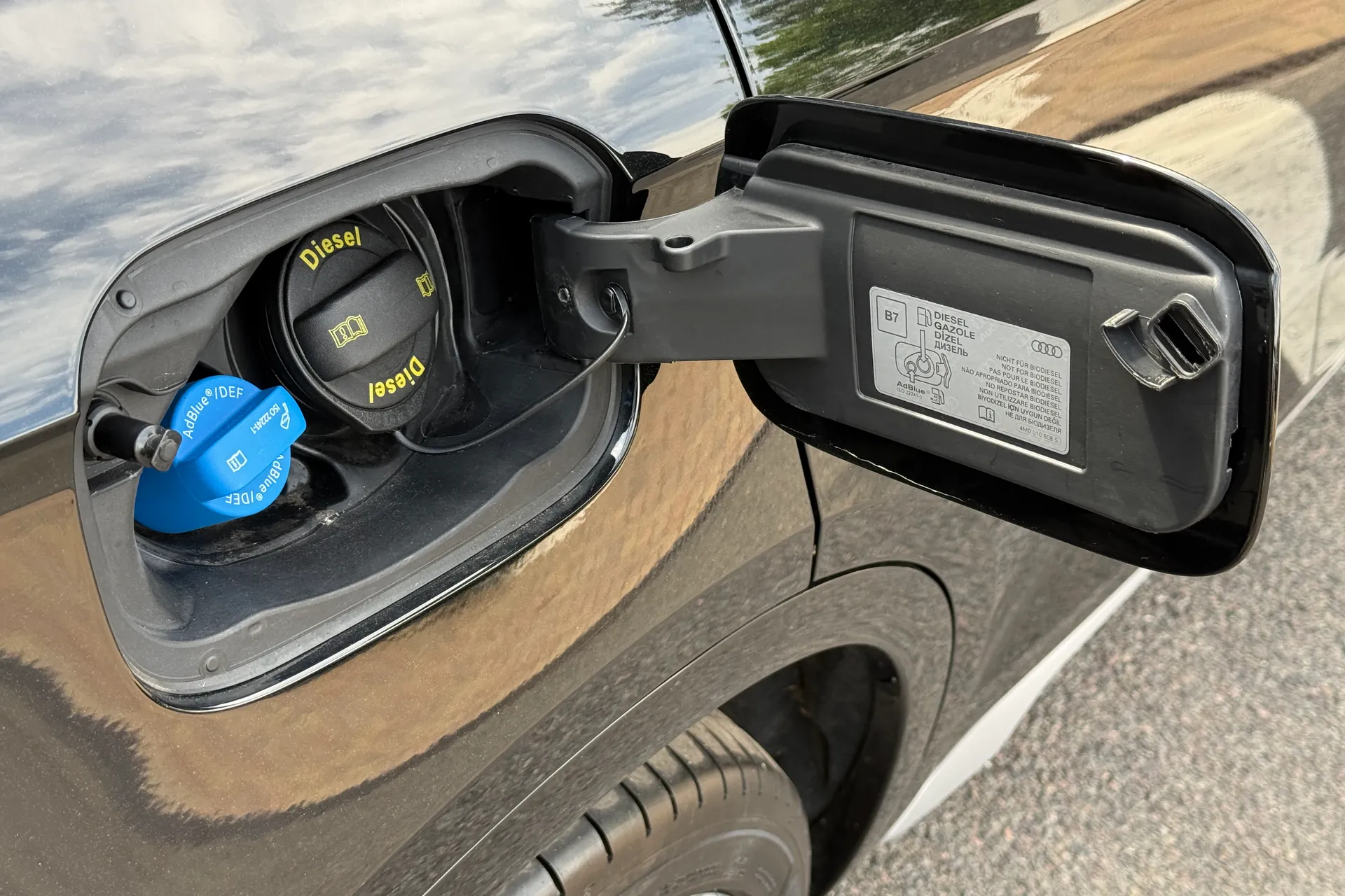 Audi Q5 thumbnail image number 35