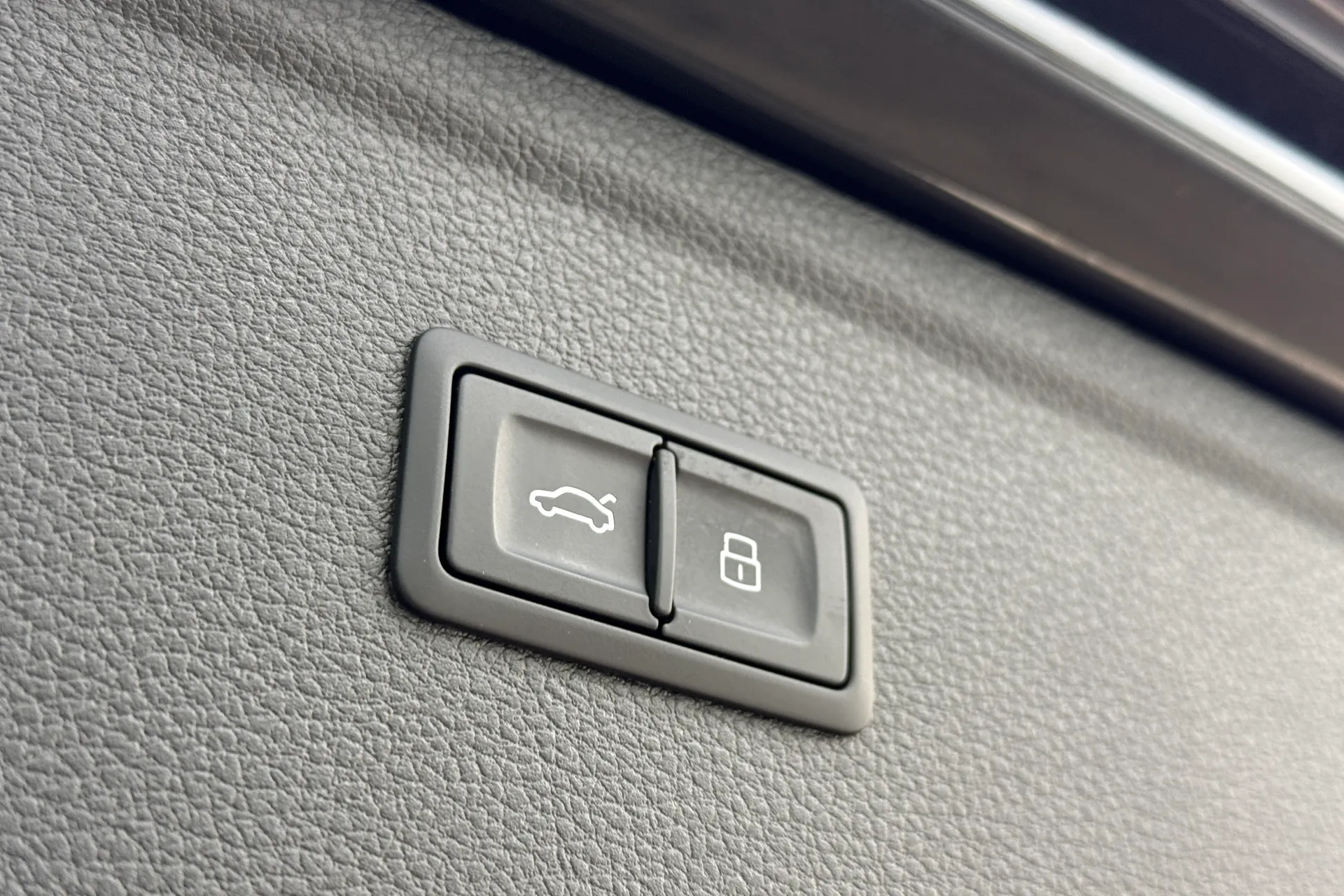 Audi Q5 thumbnail image number 46
