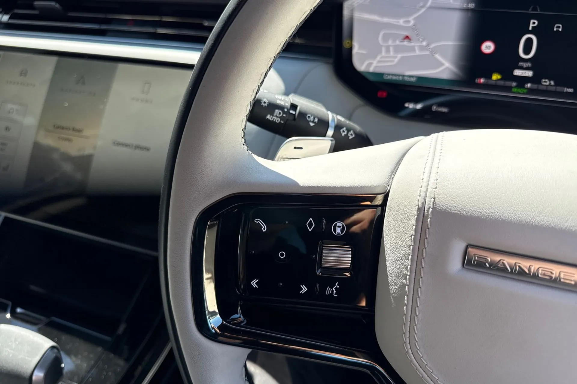 LAND ROVER RANGE ROVER SPORT thumbnail image number 39