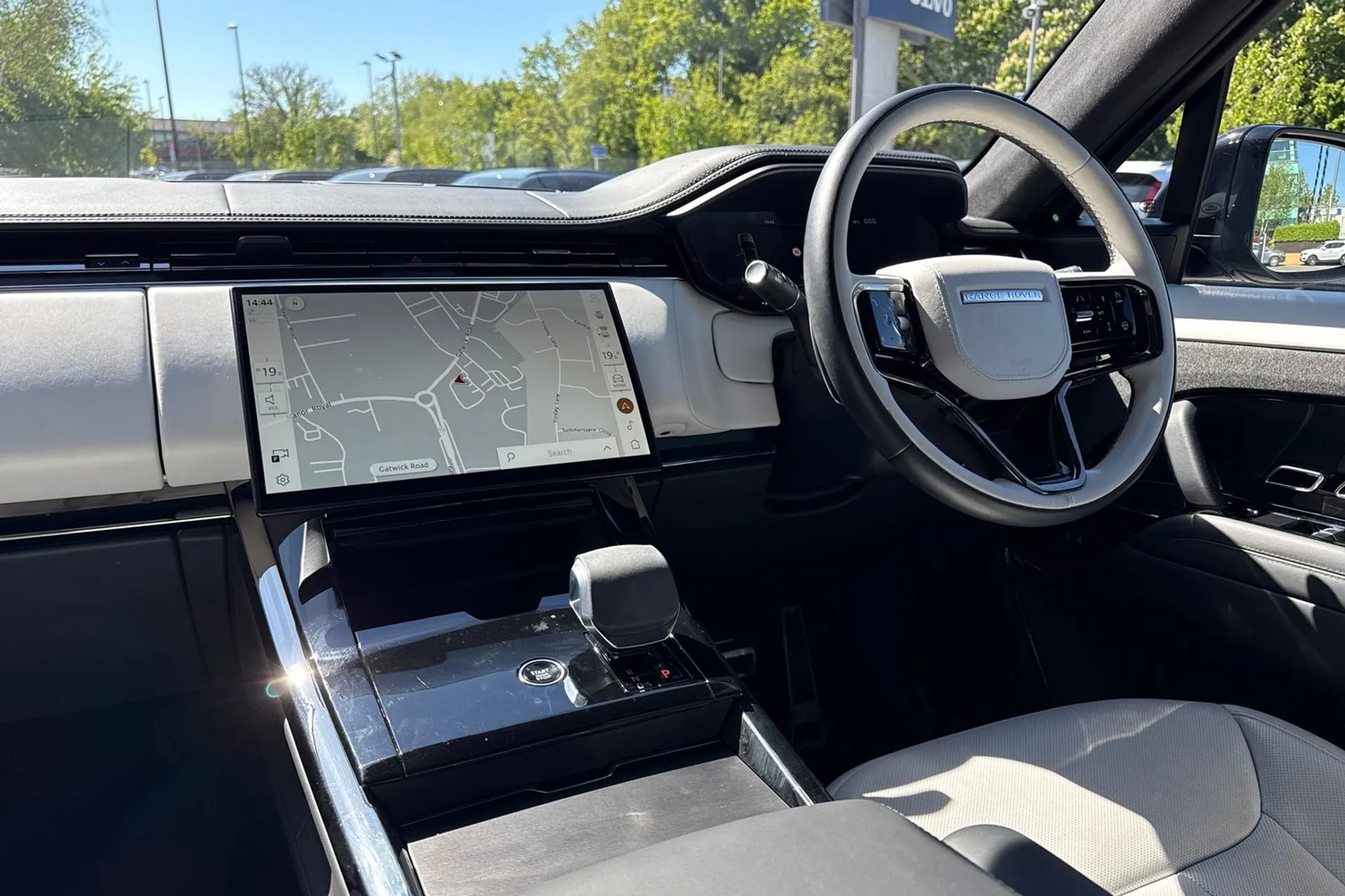 LAND ROVER RANGE ROVER SPORT thumbnail image number 37