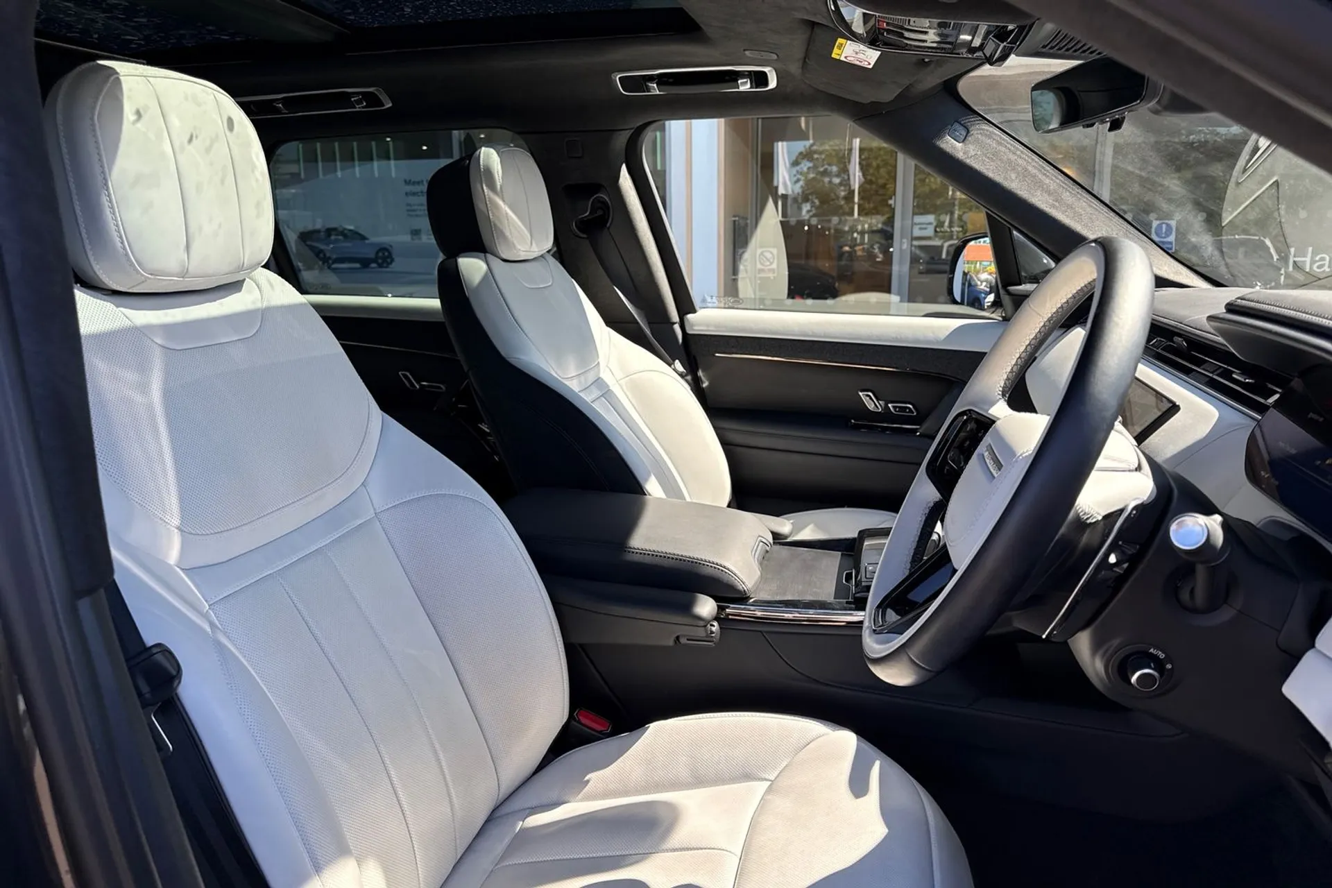 LAND ROVER RANGE ROVER SPORT thumbnail image number 27