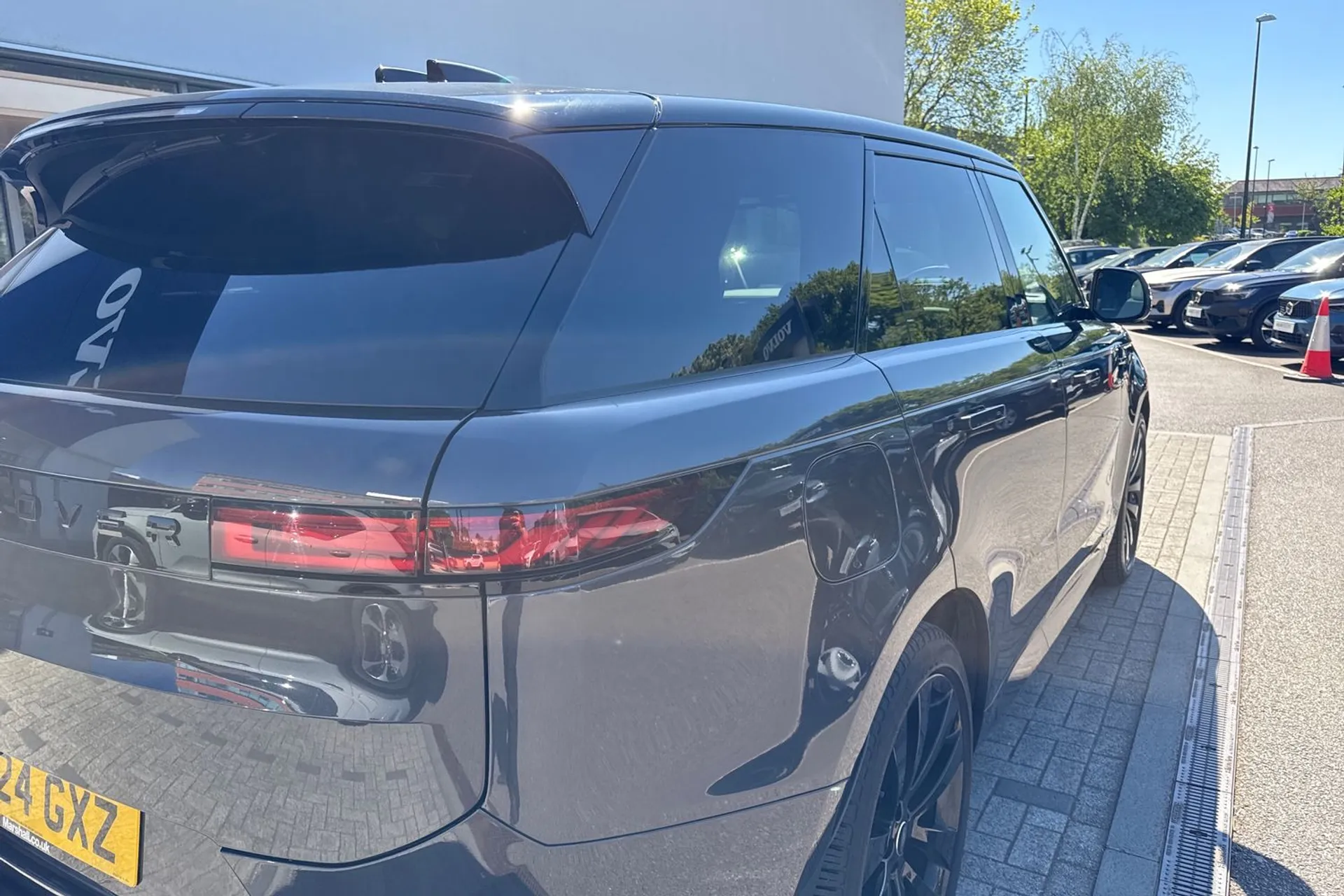 LAND ROVER RANGE ROVER SPORT thumbnail image number 16