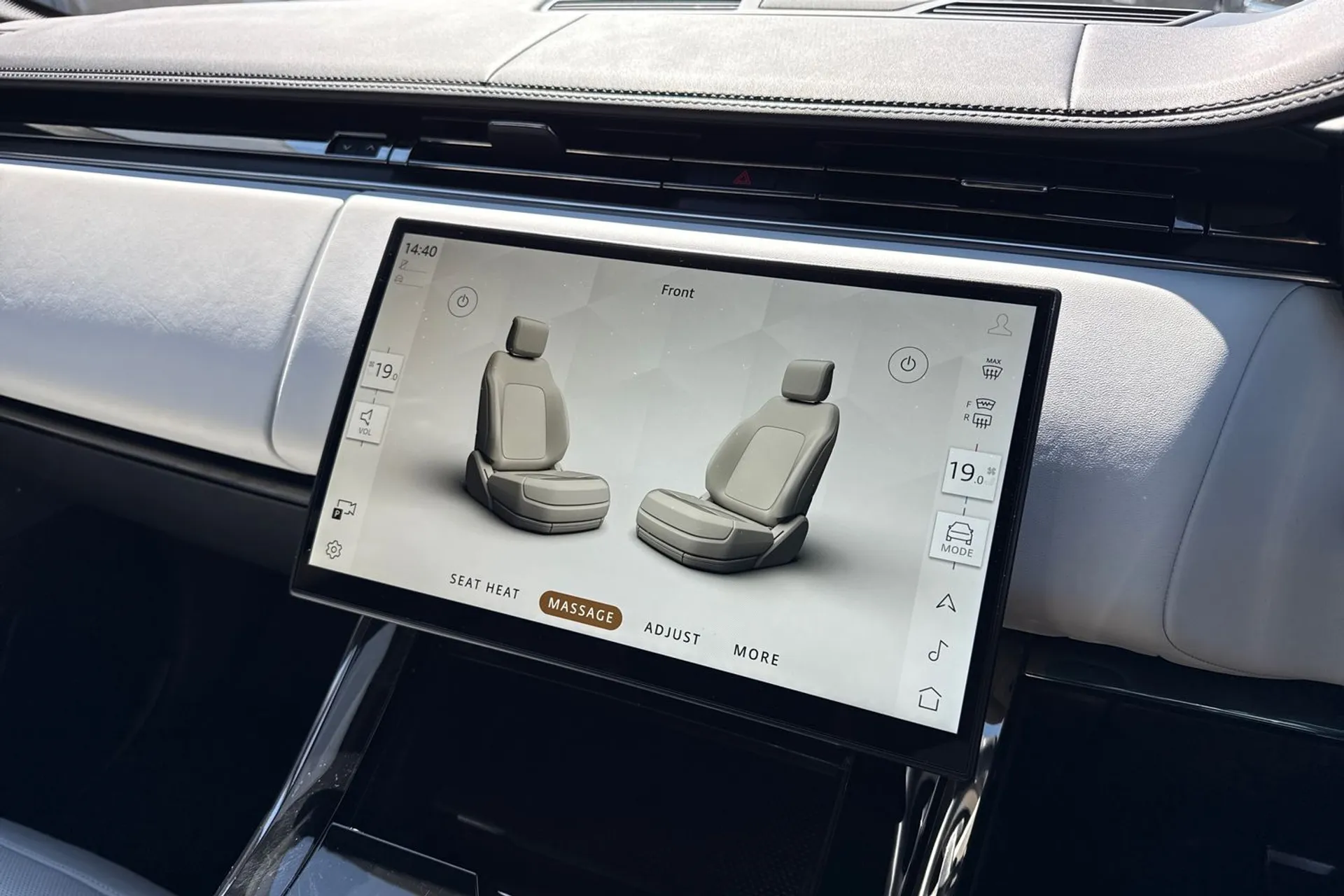 LAND ROVER RANGE ROVER SPORT thumbnail image number 44