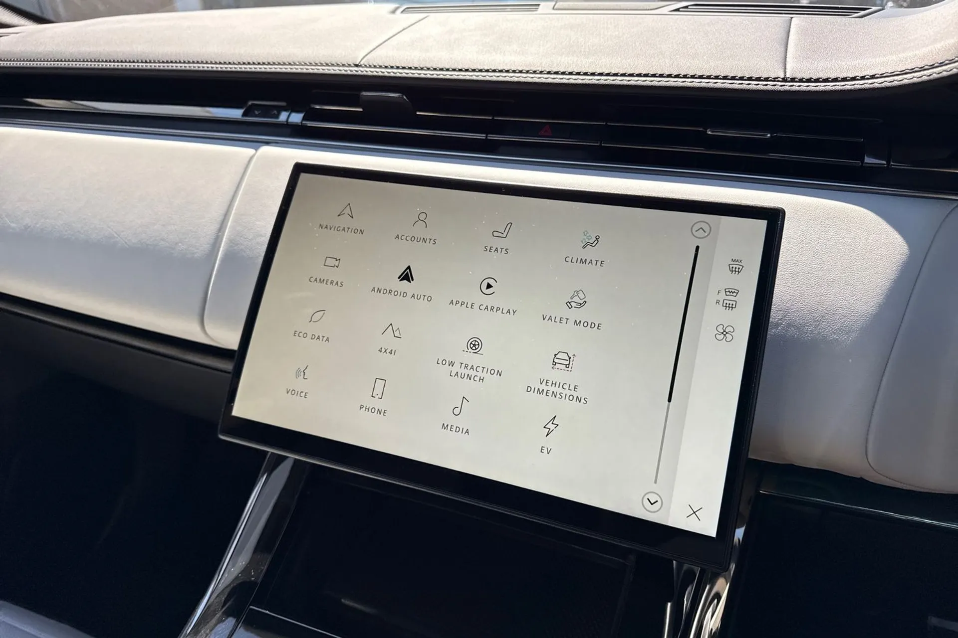 LAND ROVER RANGE ROVER SPORT thumbnail image number 43