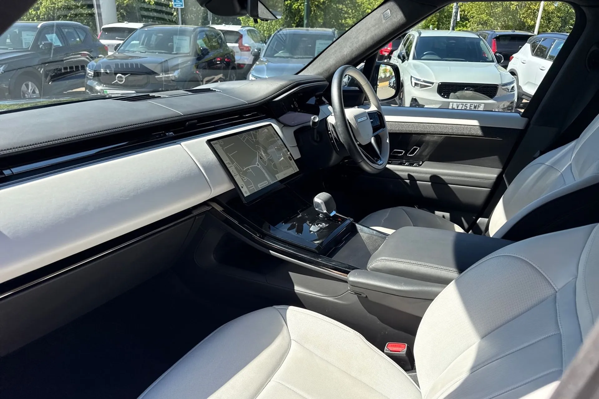 LAND ROVER RANGE ROVER SPORT thumbnail image number 28