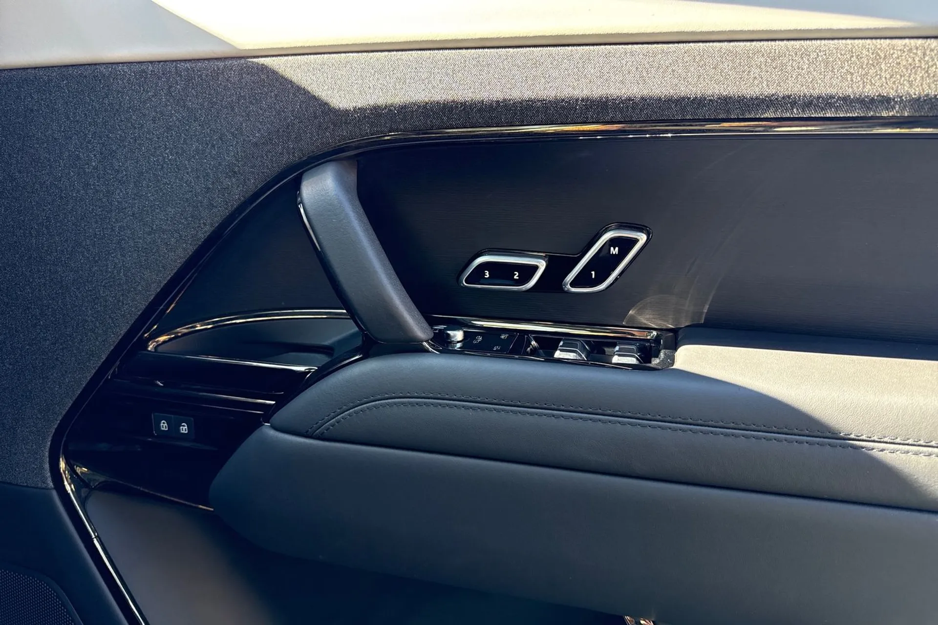 LAND ROVER RANGE ROVER SPORT thumbnail image number 46