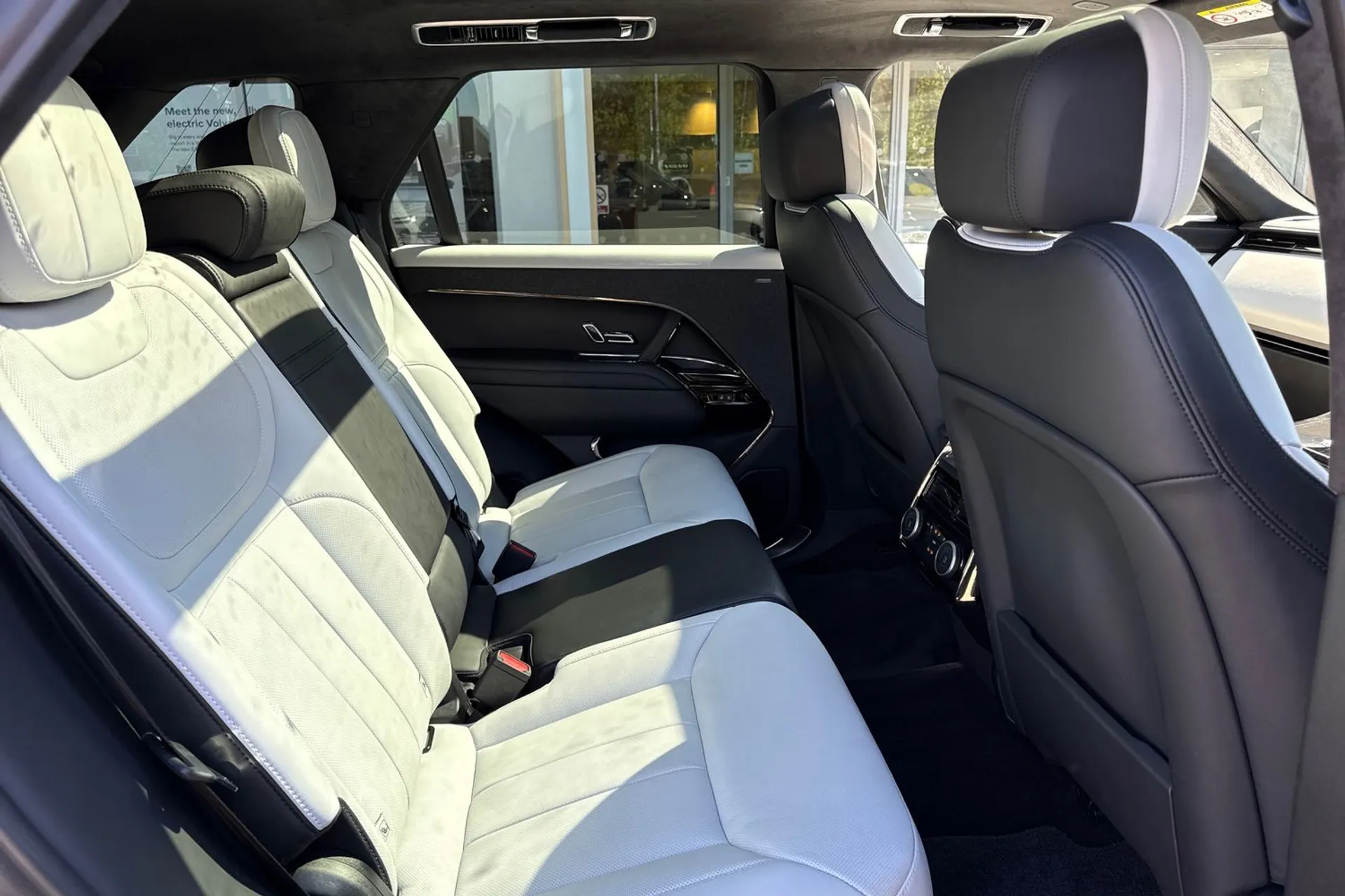 LAND ROVER RANGE ROVER SPORT thumbnail image number 24