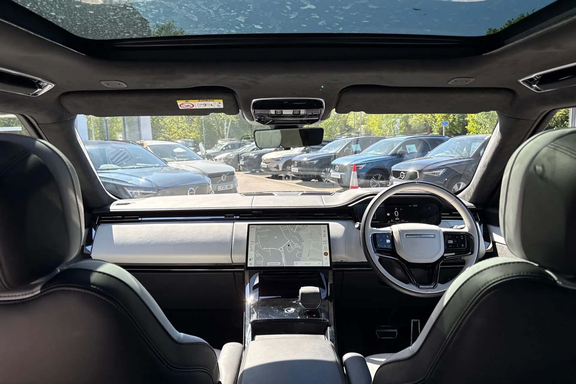 LAND ROVER RANGE ROVER SPORT thumbnail image number 3