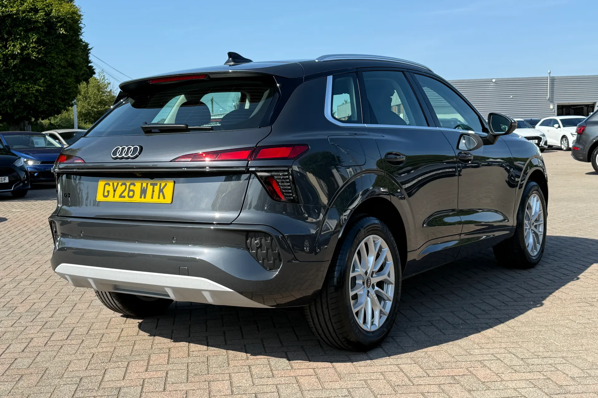 Audi Q3 thumbnail image number 34