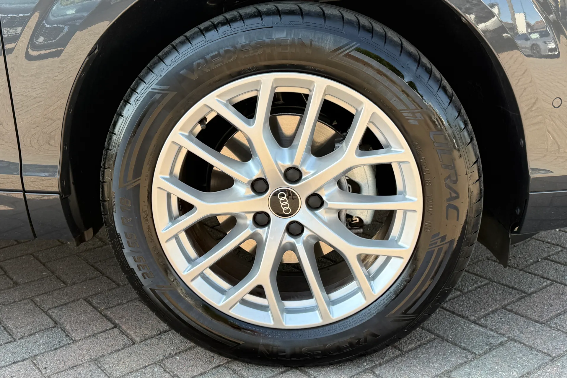 Audi Q3 thumbnail image number 50