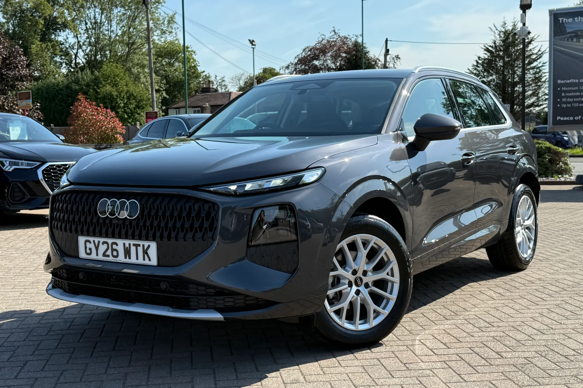 Audi Q3 thumbnail image number 28