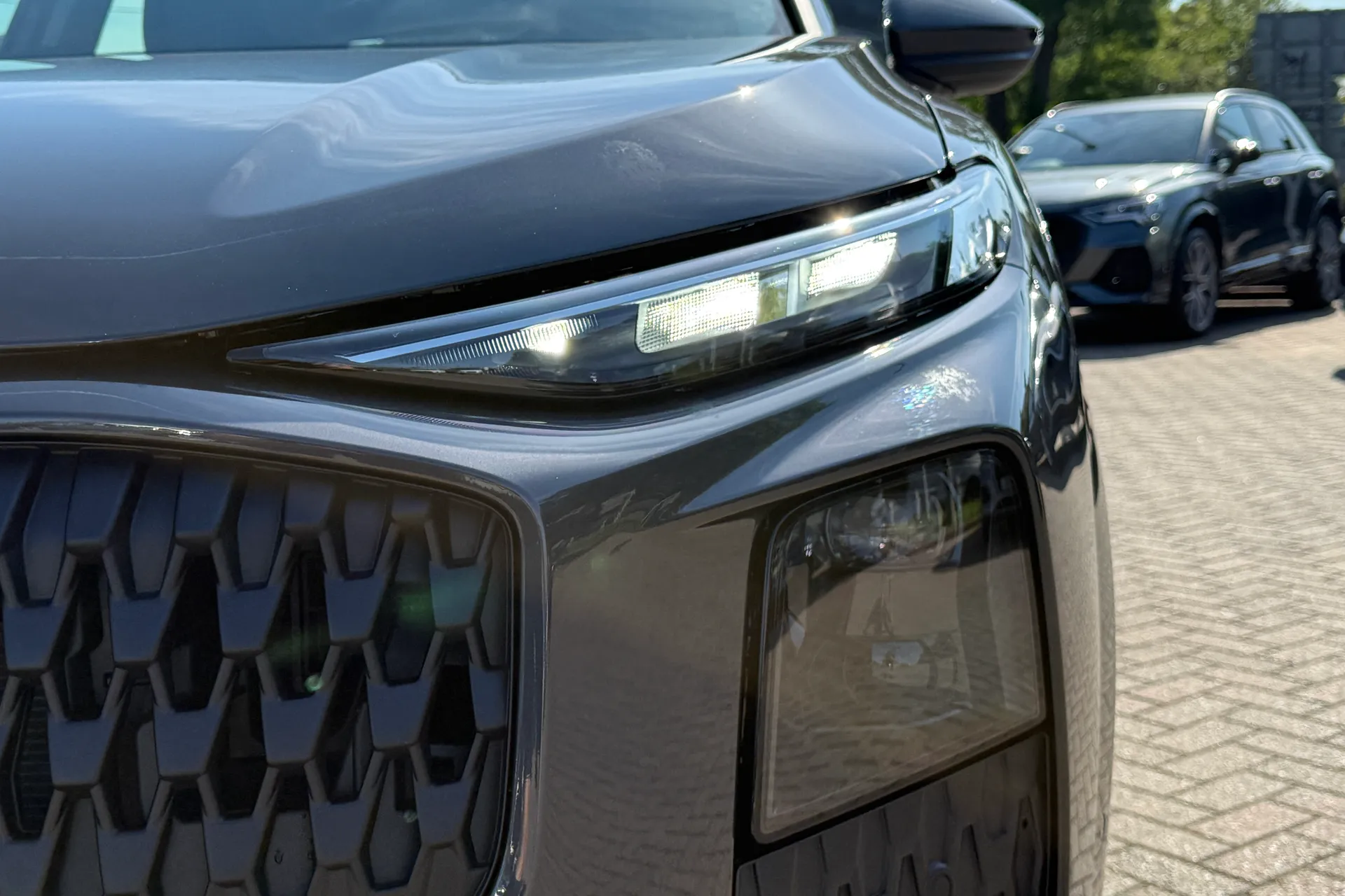 Audi Q3 thumbnail image number 55