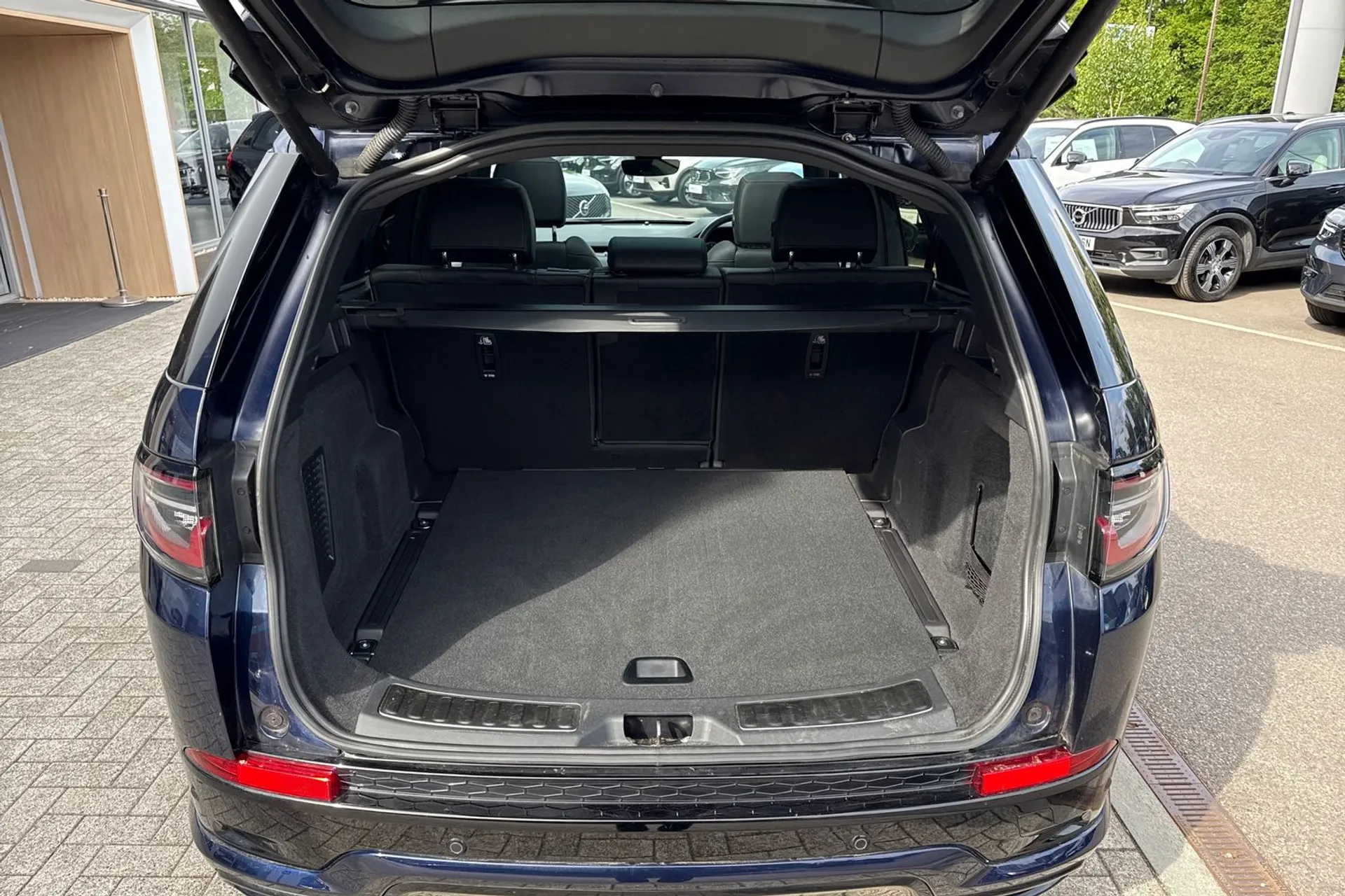 LAND ROVER DISCOVERY SPORT thumbnail image number 20