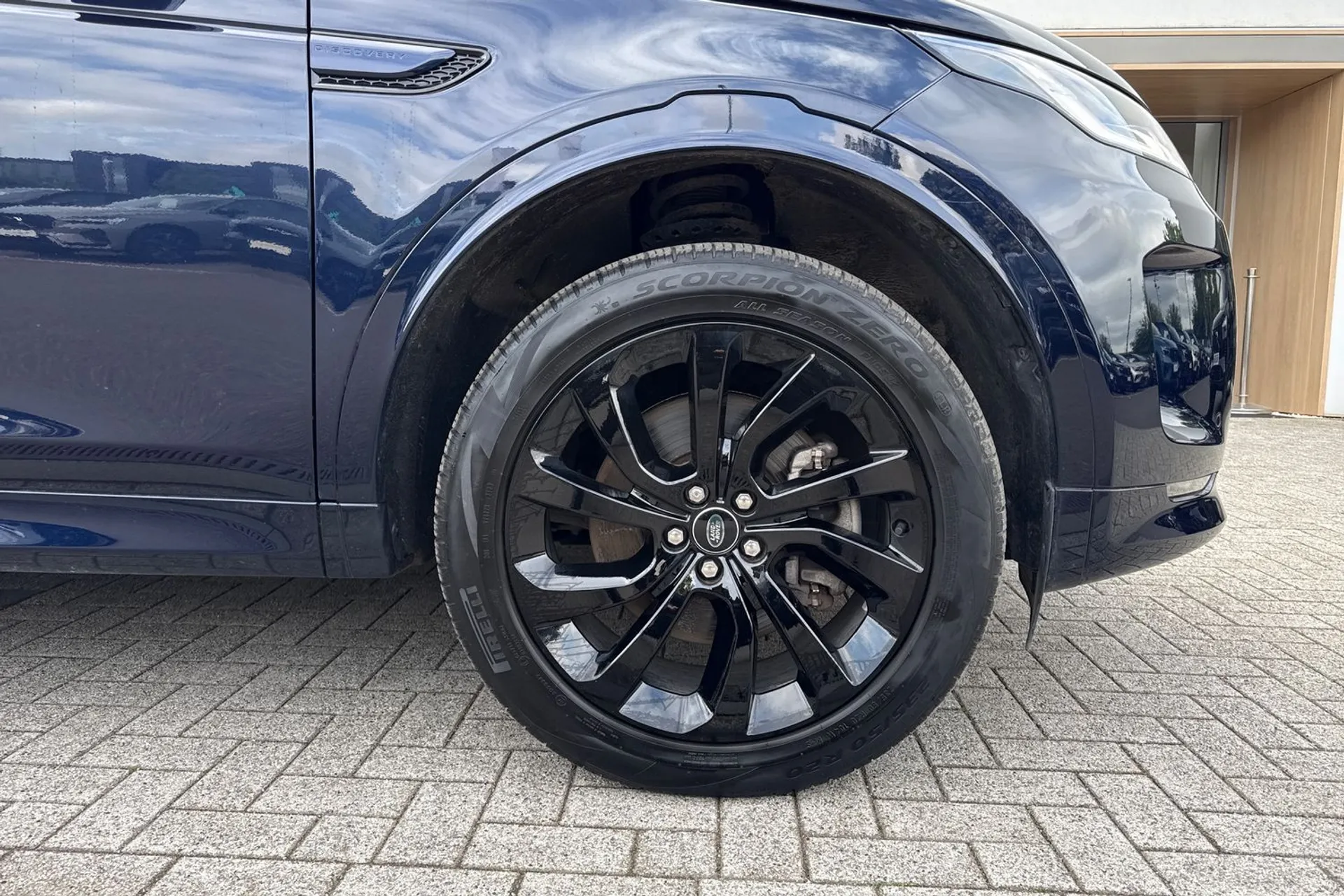 LAND ROVER DISCOVERY SPORT thumbnail image number 14