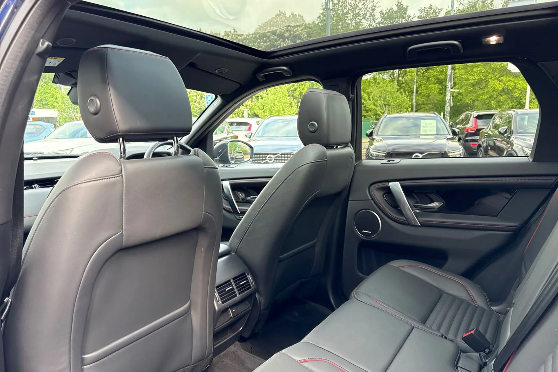 LAND ROVER DISCOVERY SPORT thumbnail image number 31