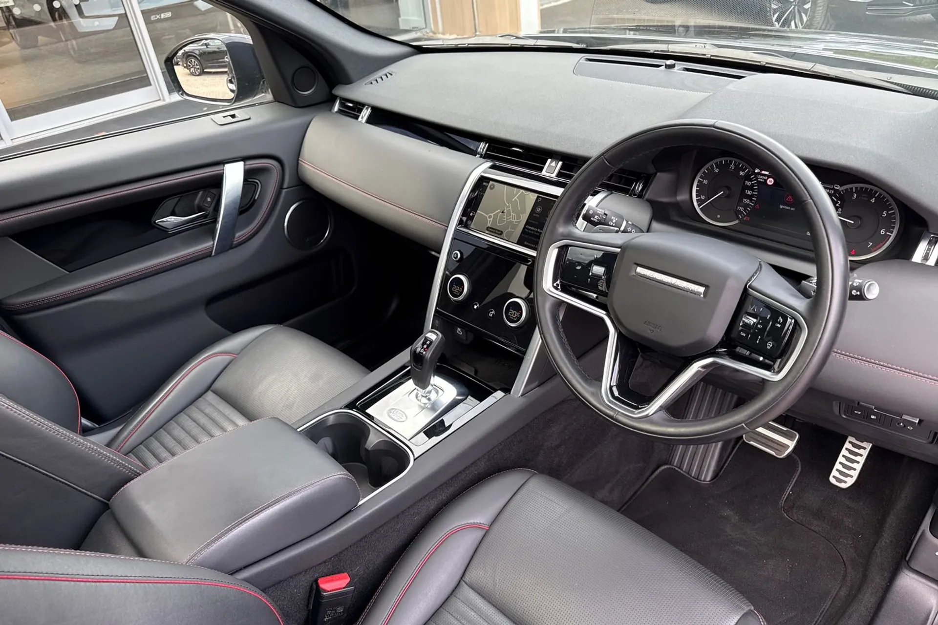 LAND ROVER DISCOVERY SPORT thumbnail image number 6