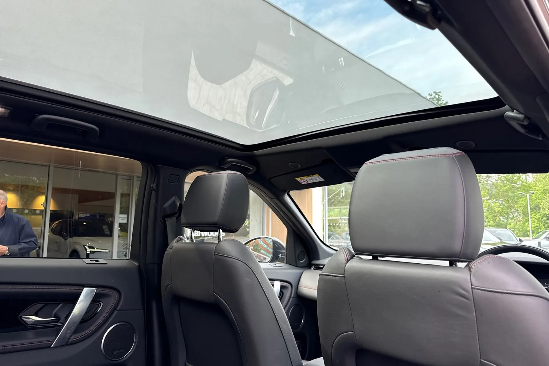 LAND ROVER DISCOVERY SPORT thumbnail image number 24