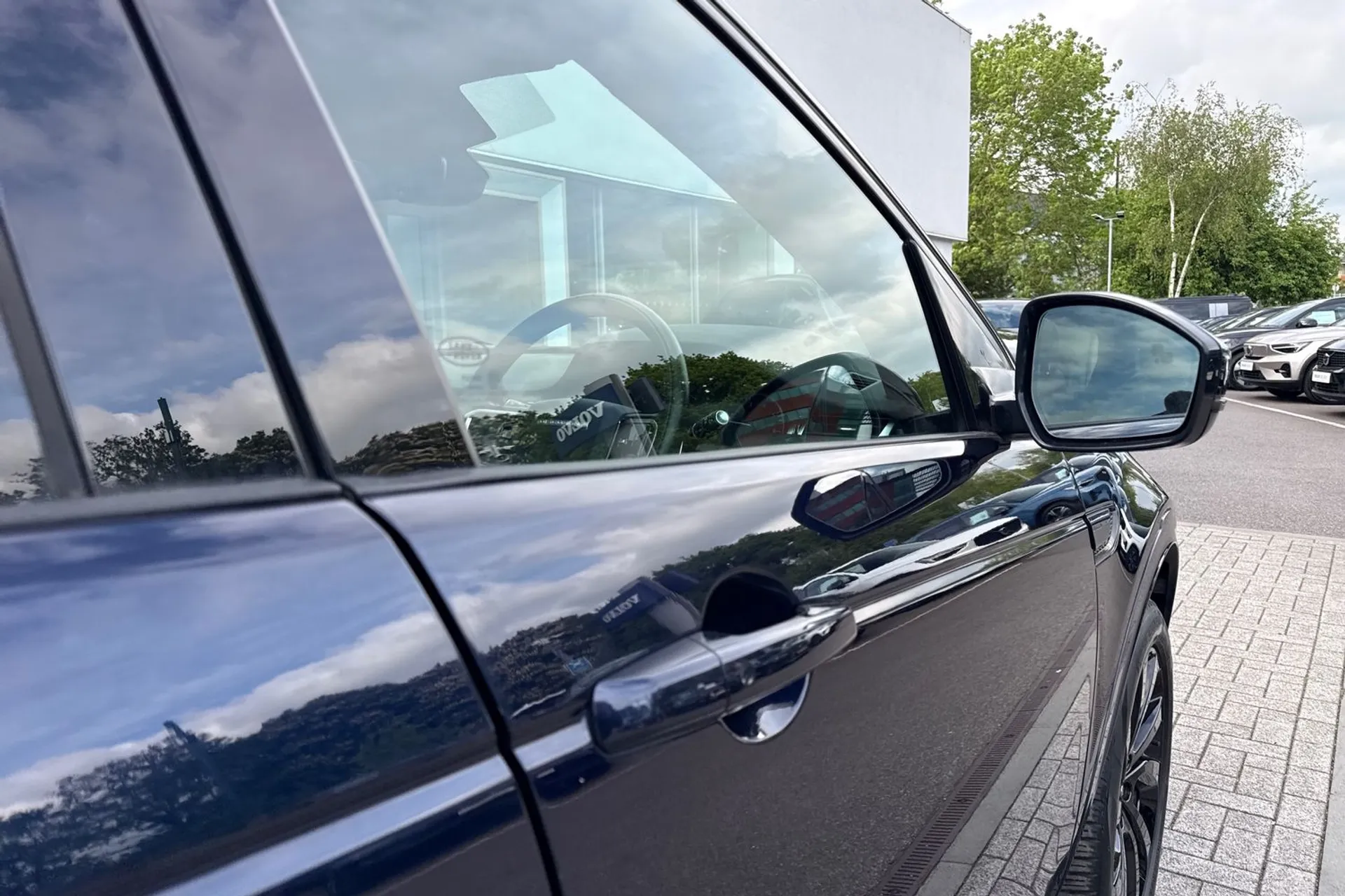 LAND ROVER DISCOVERY SPORT thumbnail image number 17