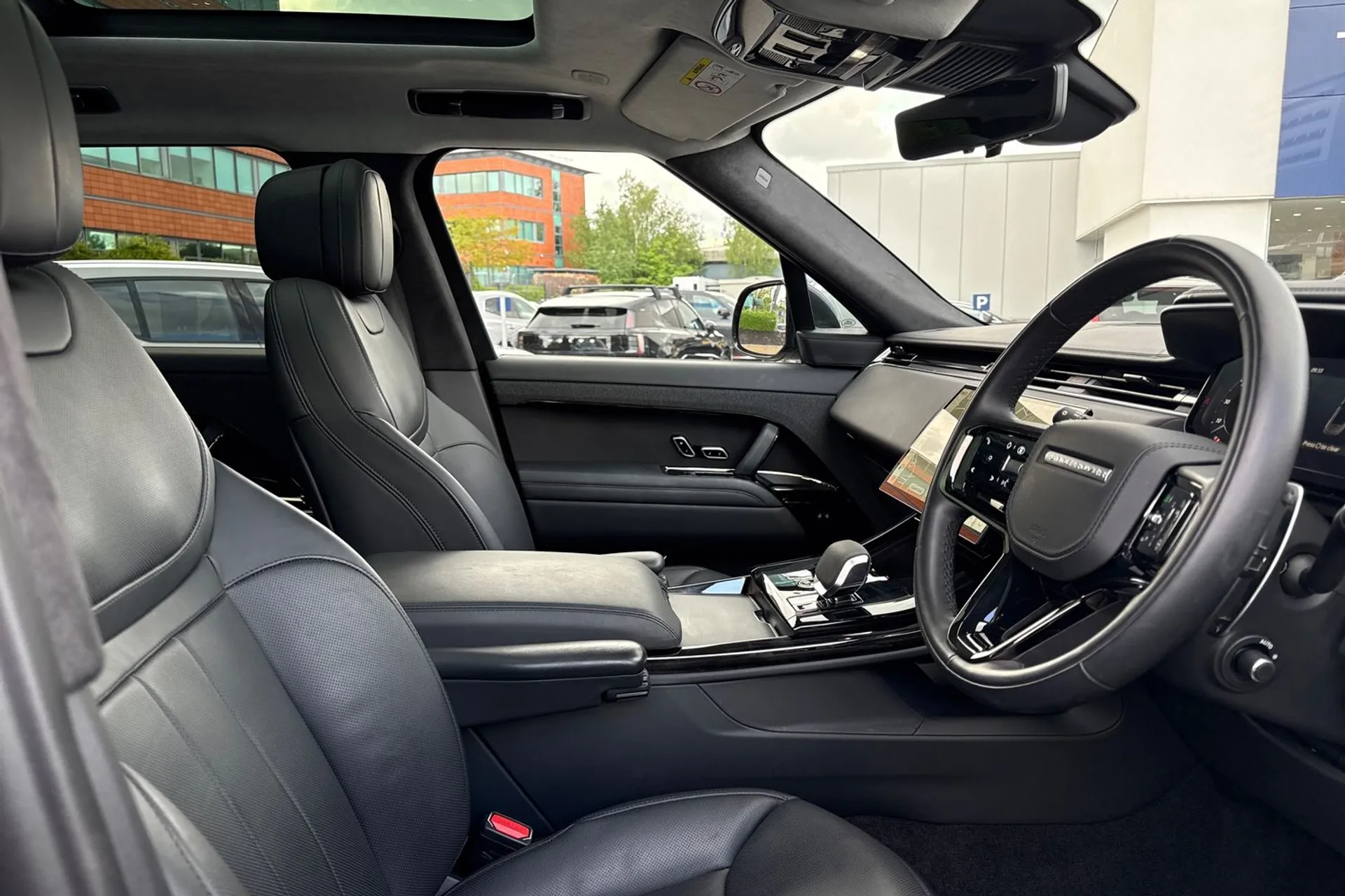 LAND ROVER RANGE ROVER SPORT thumbnail image number 26