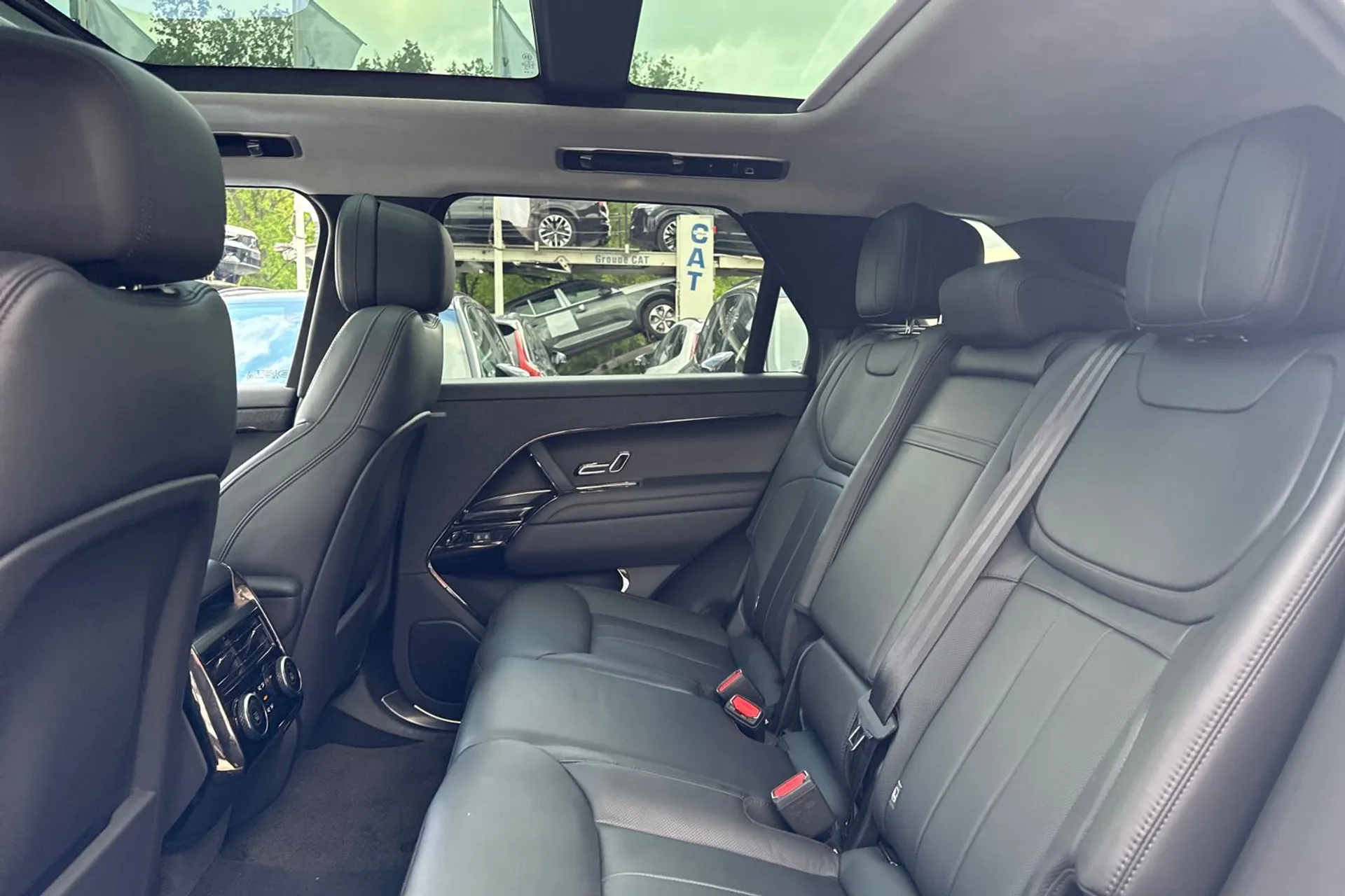 LAND ROVER RANGE ROVER SPORT thumbnail image number 30