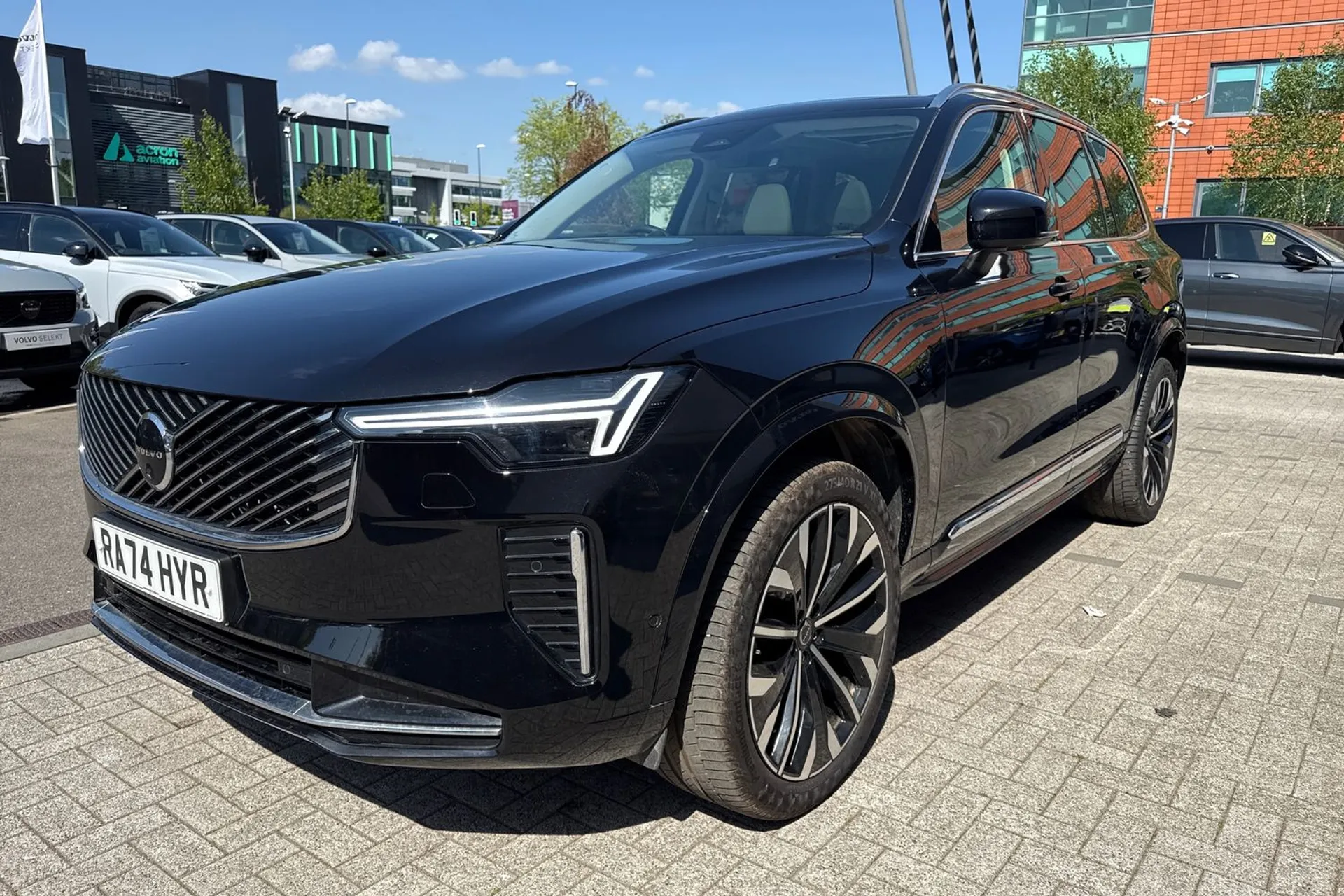 Volvo XC90 thumbnail image number 14