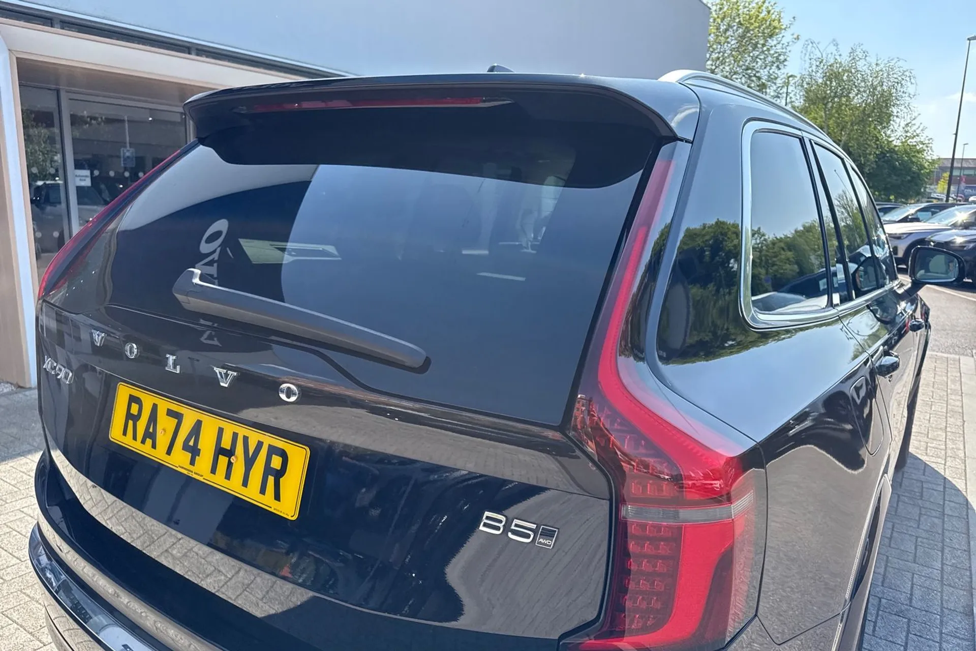 Volvo XC90 thumbnail image number 18