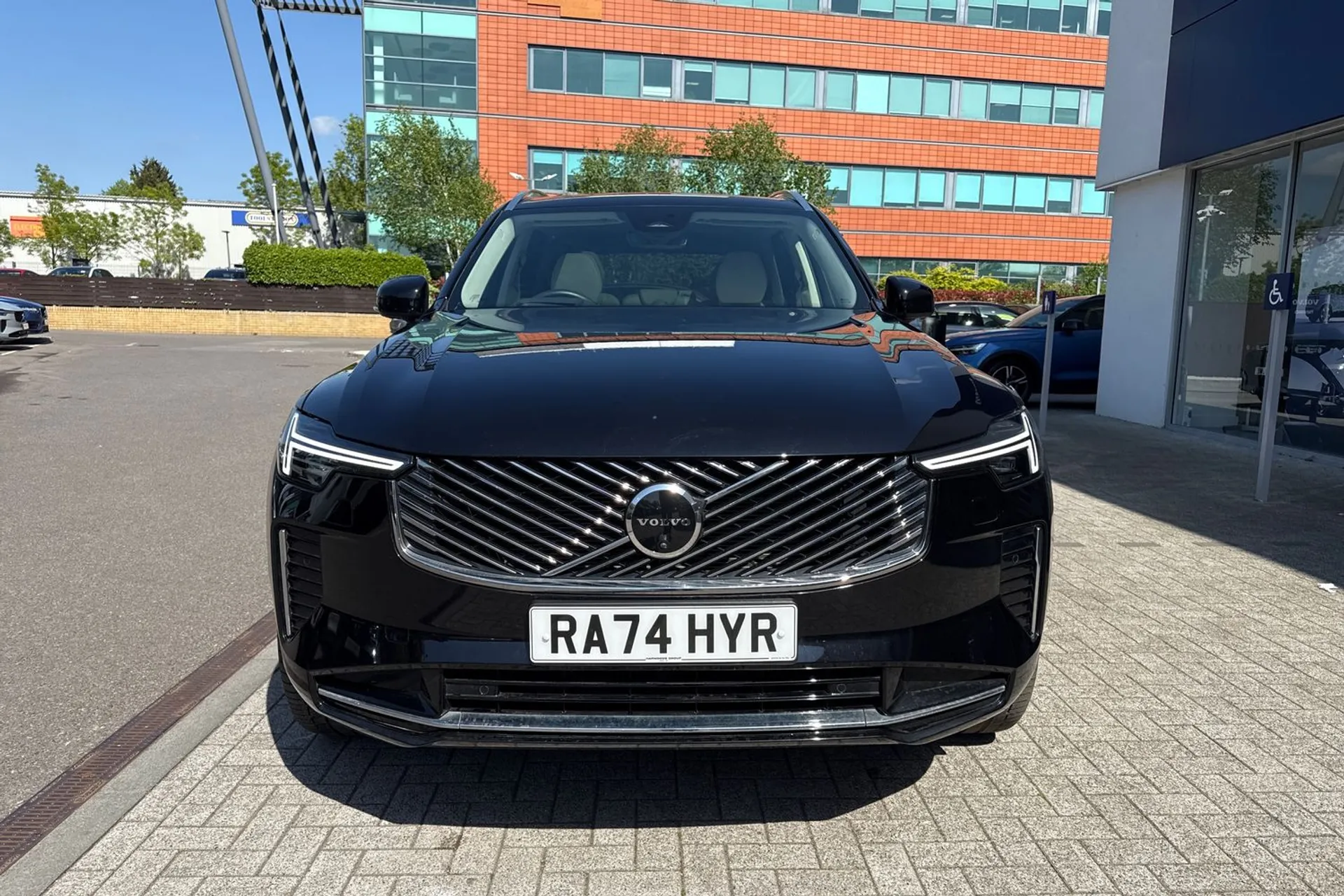 Volvo XC90 thumbnail image number 15