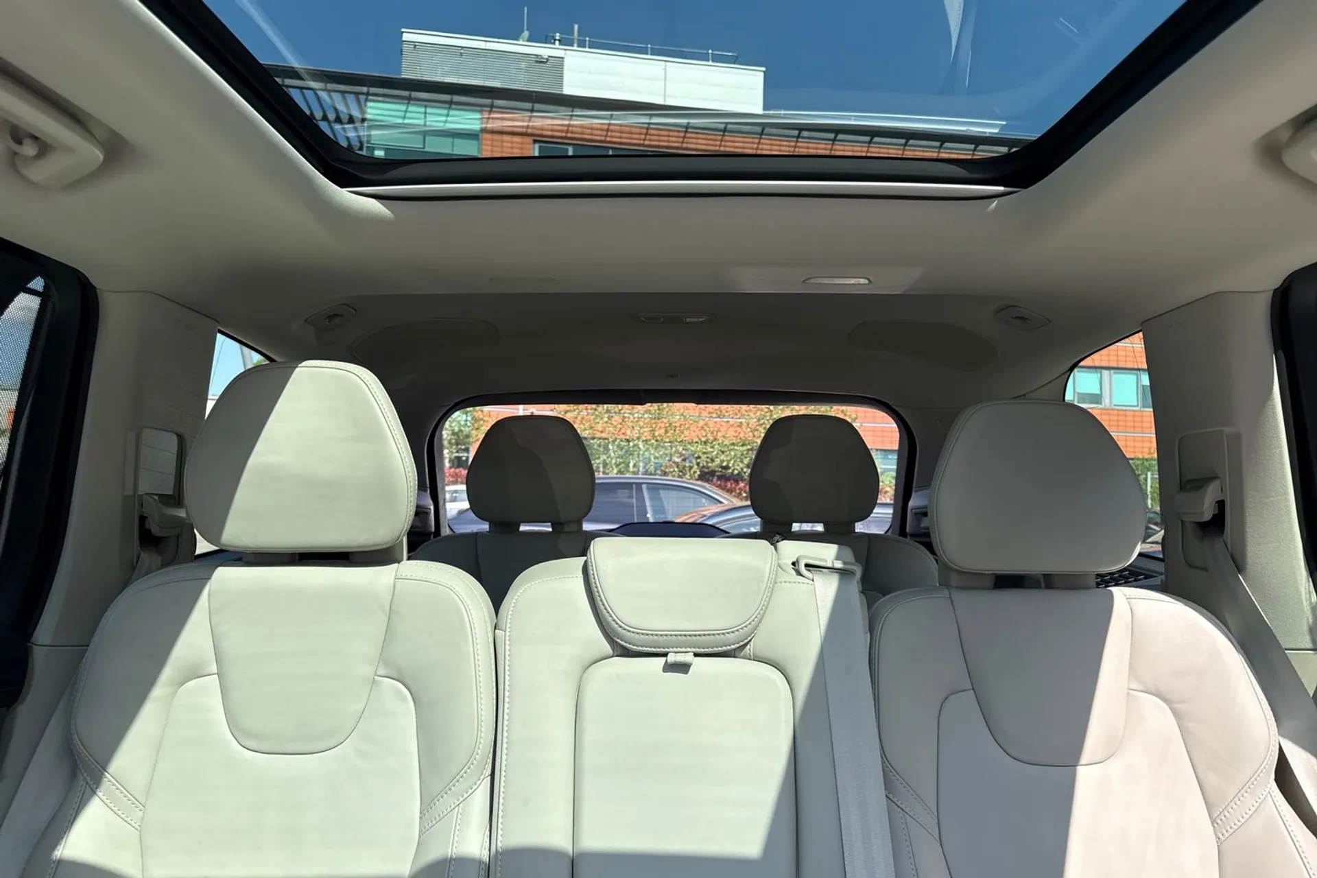 Volvo XC90 thumbnail image number 7