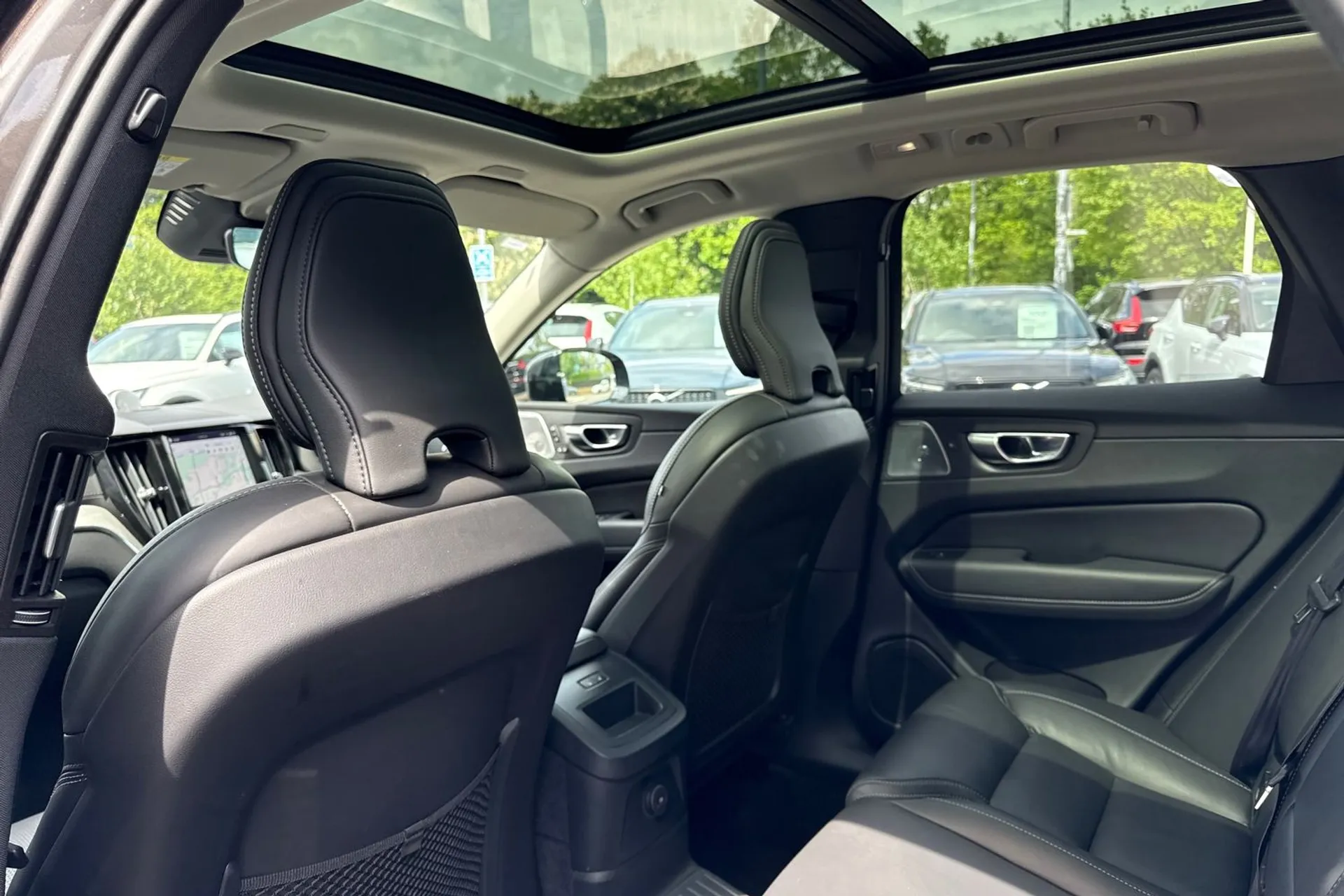 Volvo XC60 thumbnail image number 31
