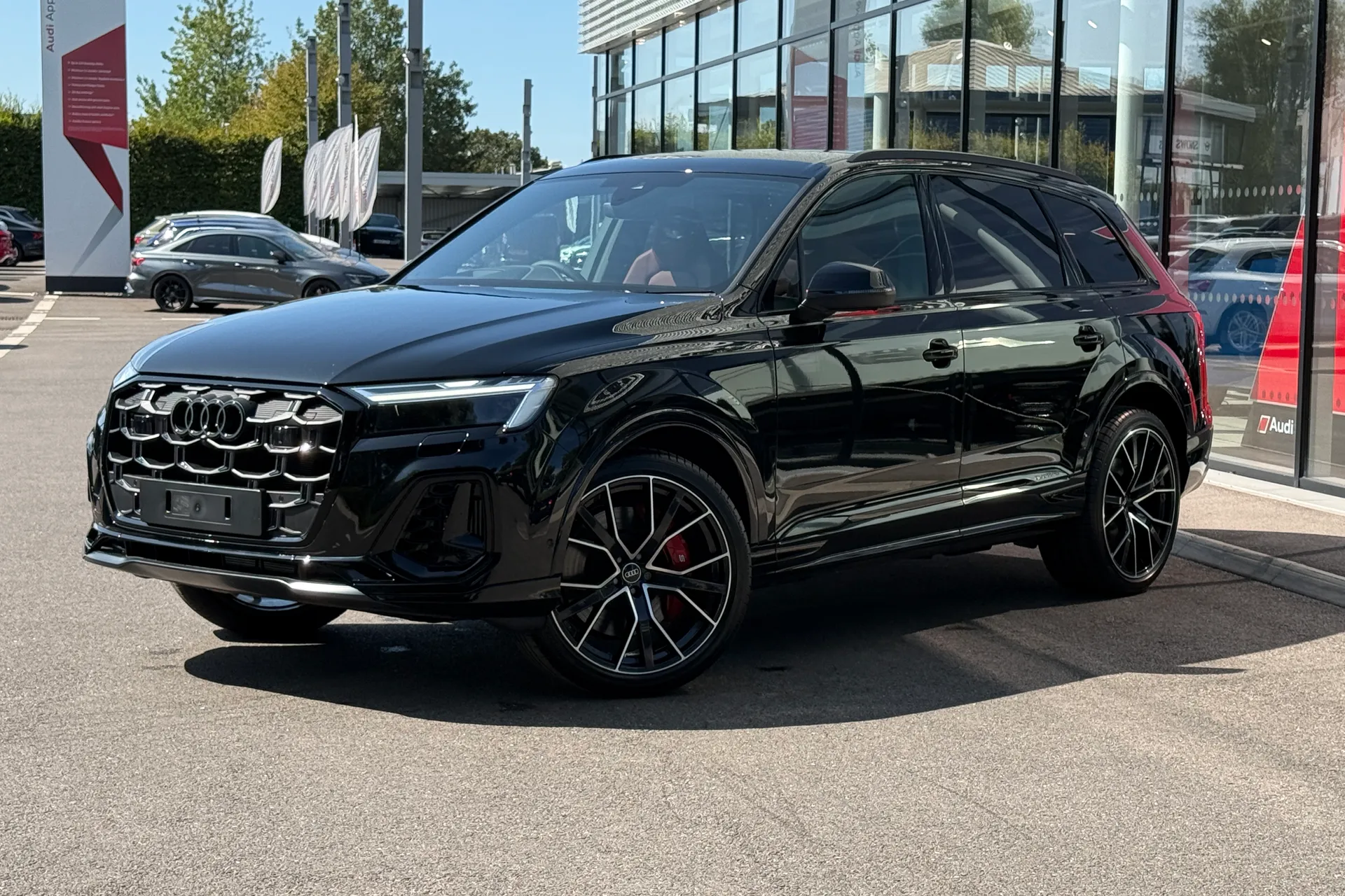 Audi Q7 thumbnail image number 6
