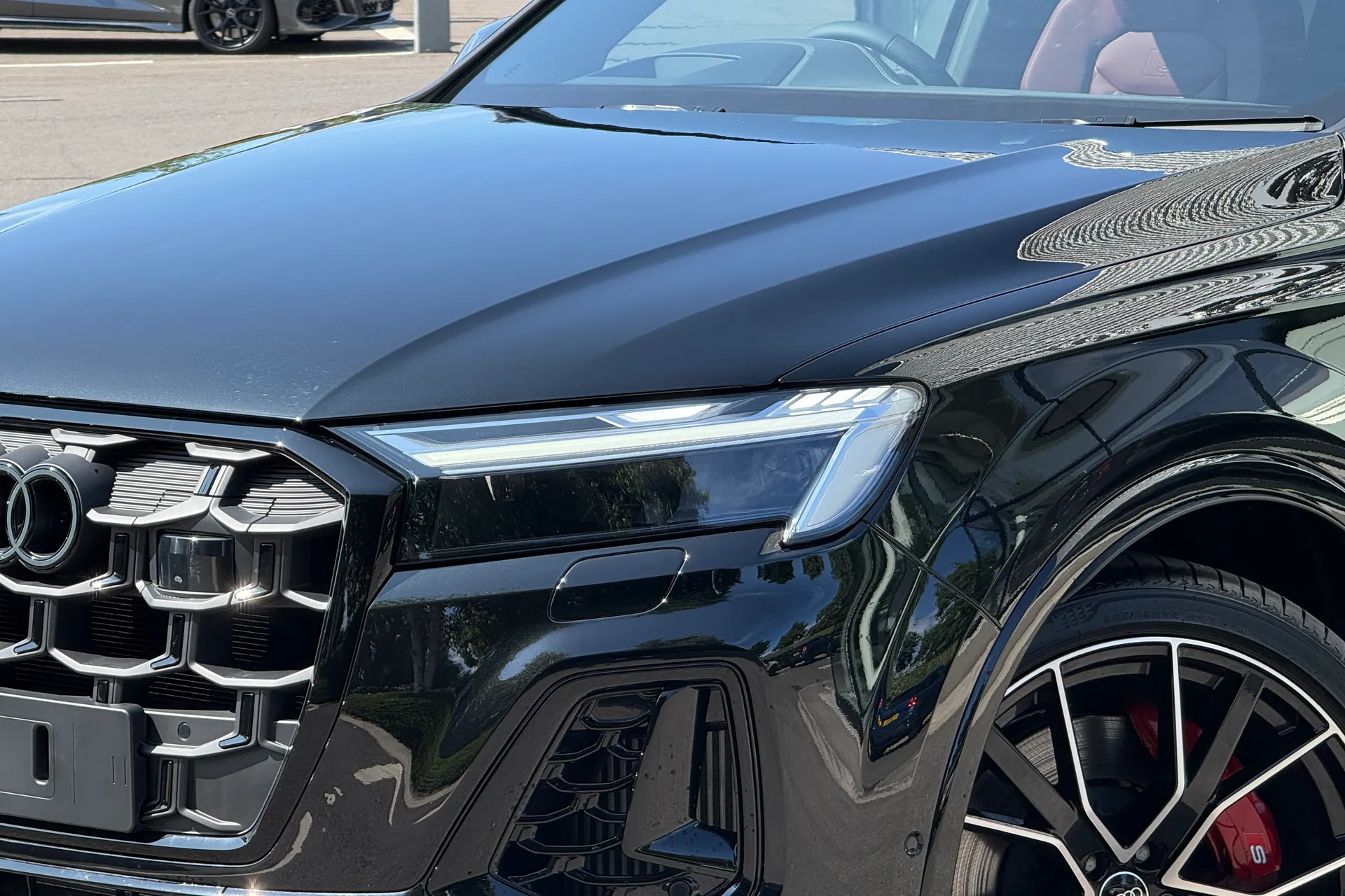 Audi Q7 thumbnail image number 16