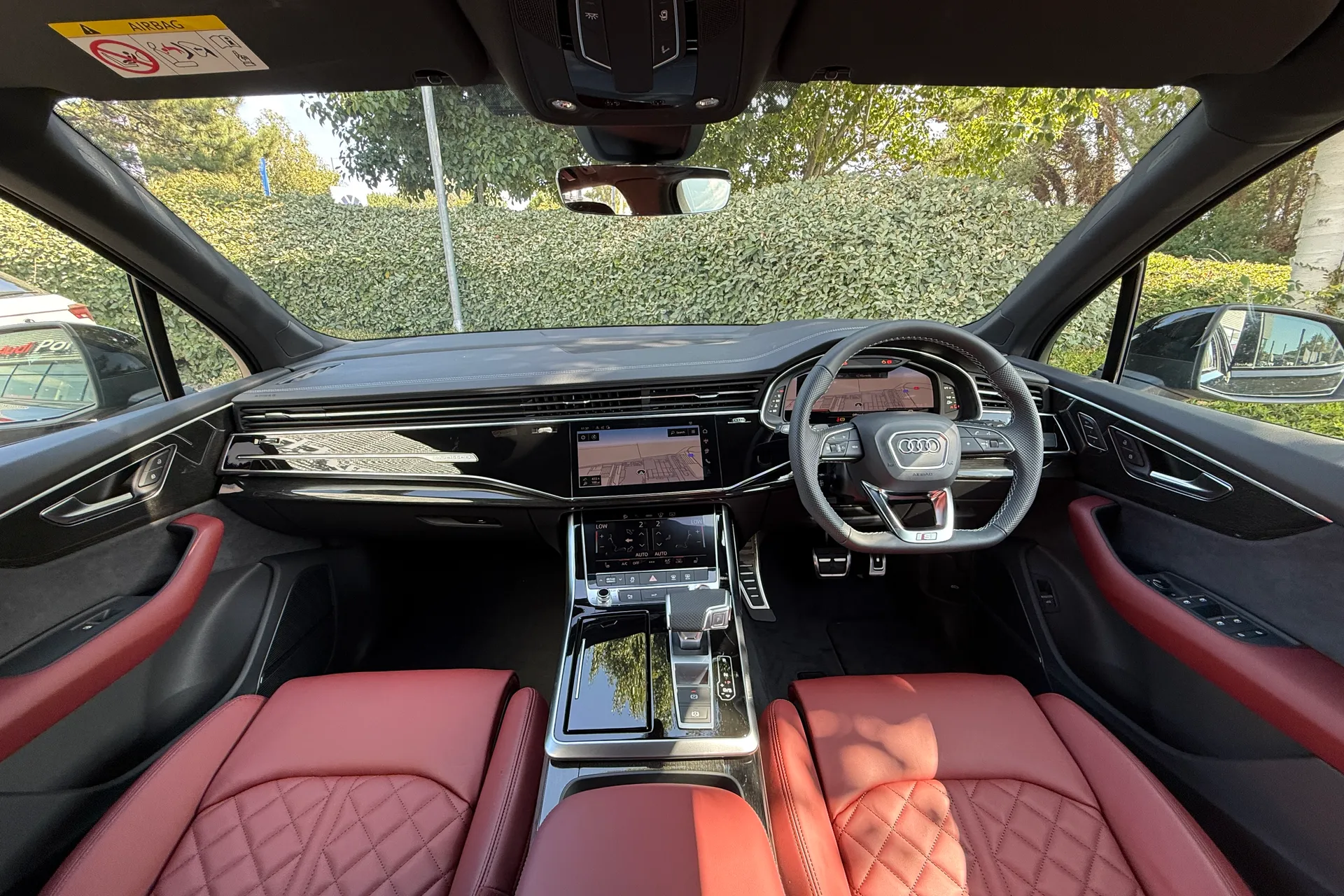 Audi Q7 thumbnail image number 3