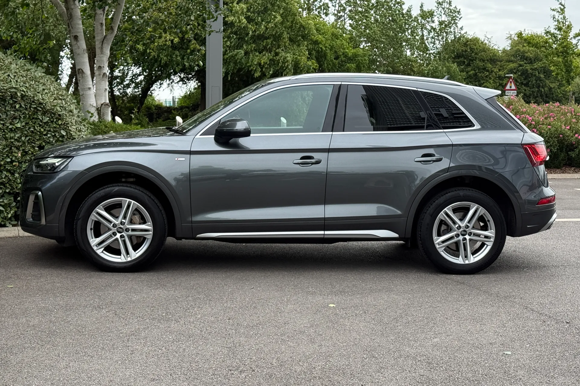 Audi Q5 thumbnail image number 37