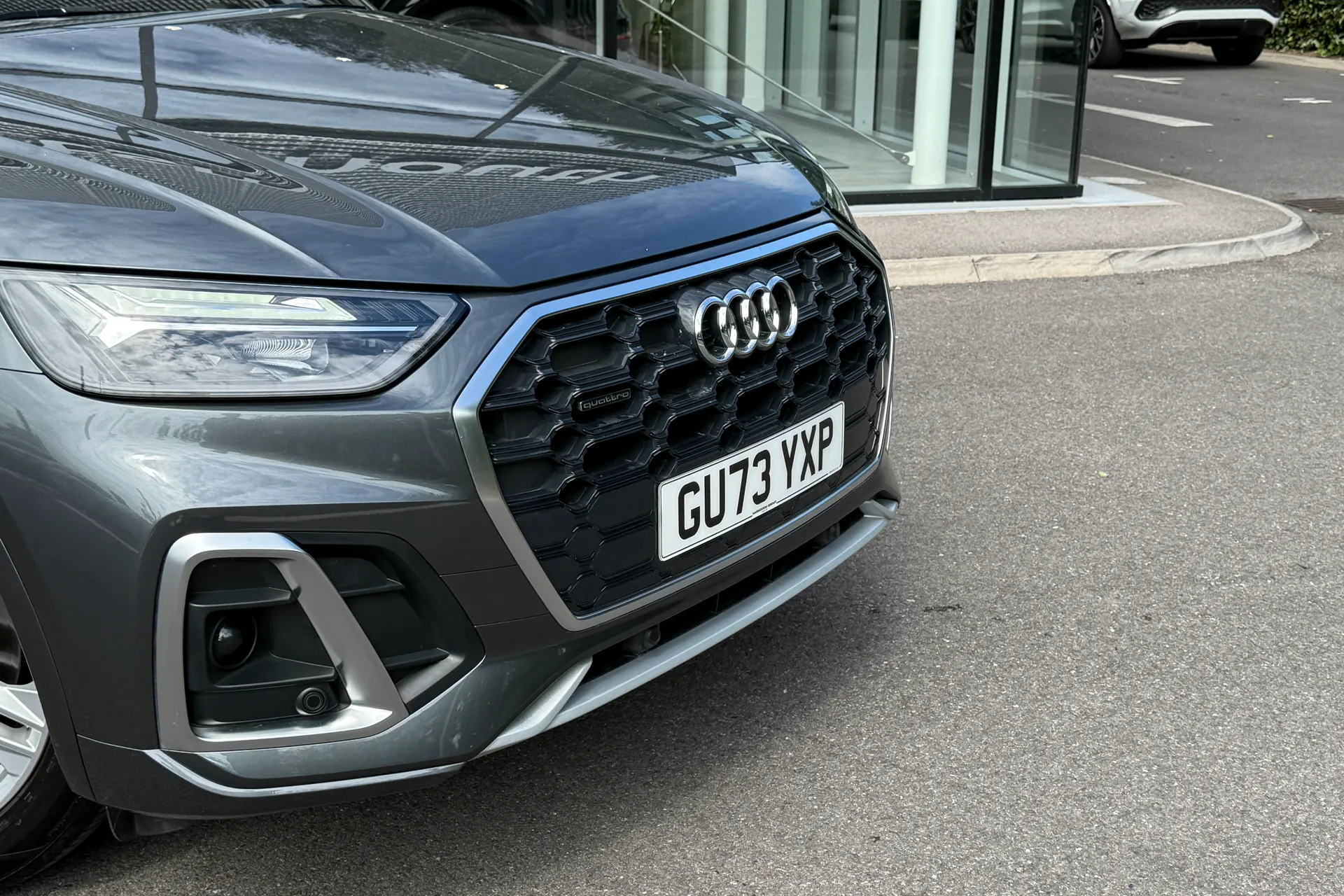 Audi Q5 thumbnail image number 12