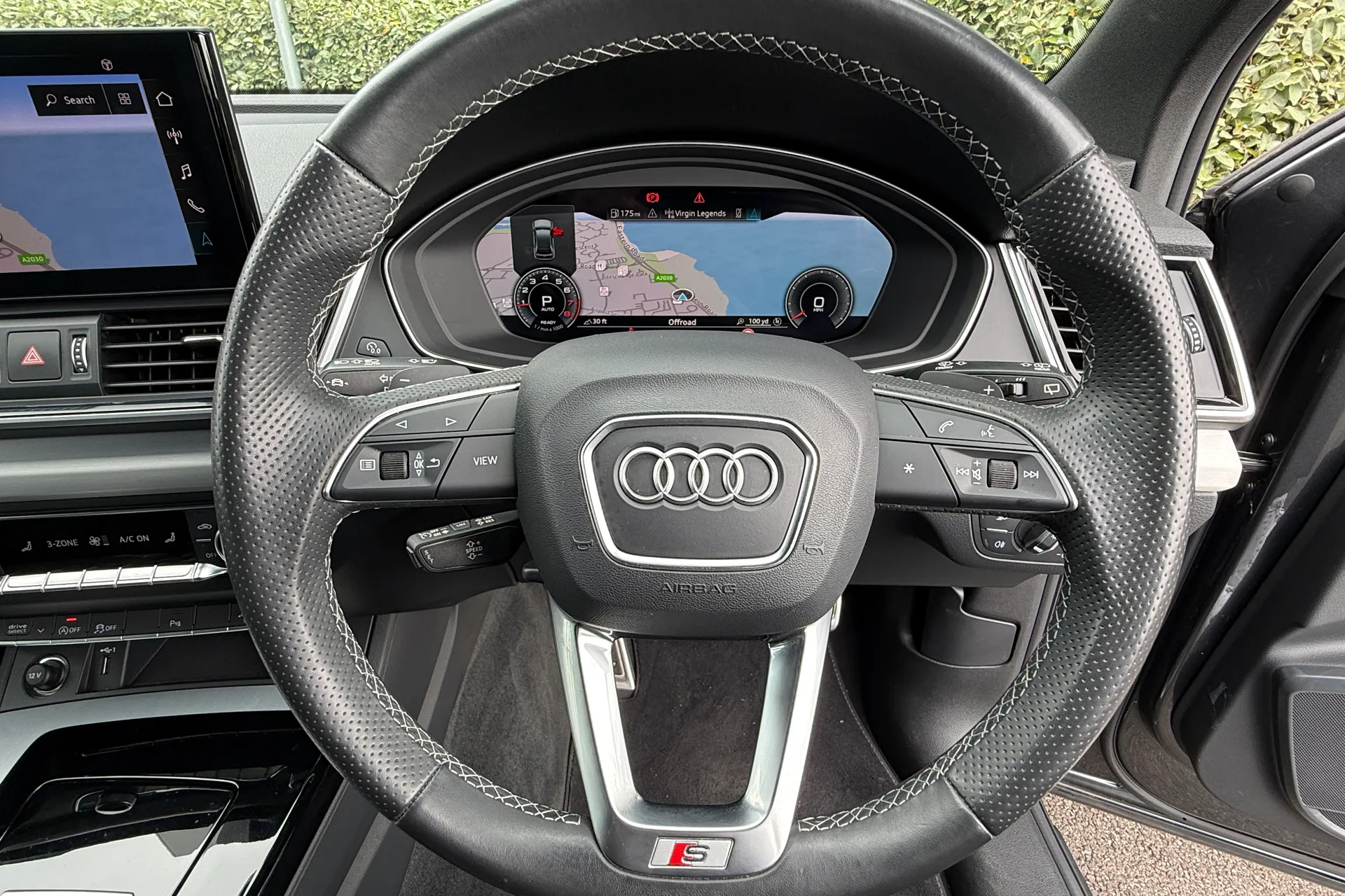 Audi Q5 thumbnail image number 30