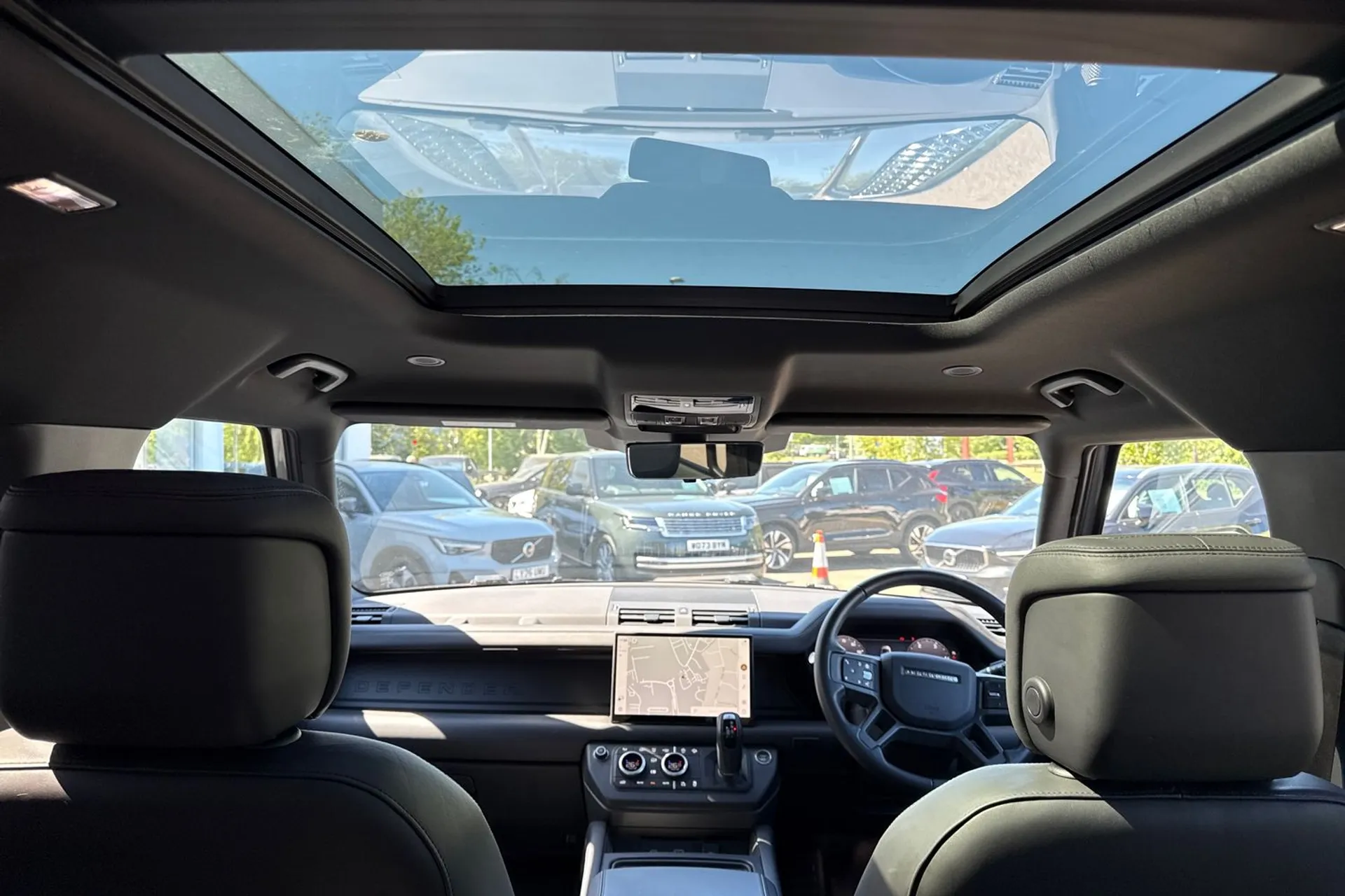 LAND ROVER DEFENDER thumbnail image number 21